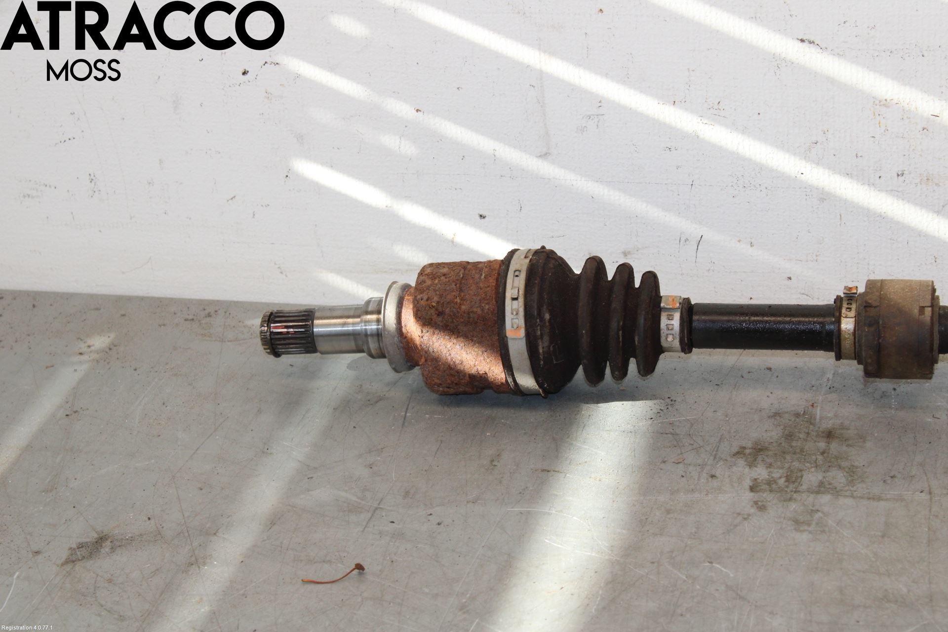 Toyota YARIS XP130 12-14 Drivaxel Fram Höger