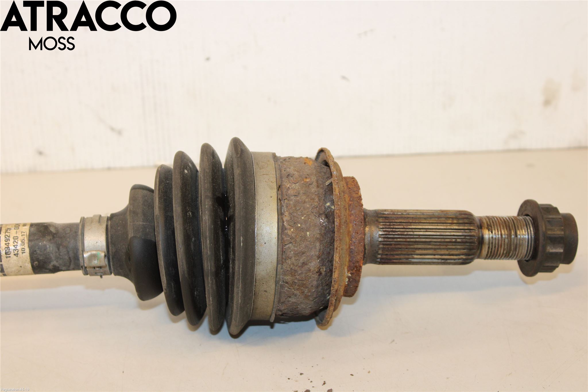 Toyota YARIS XP130 15-20 Drivaxel Fram Vänster