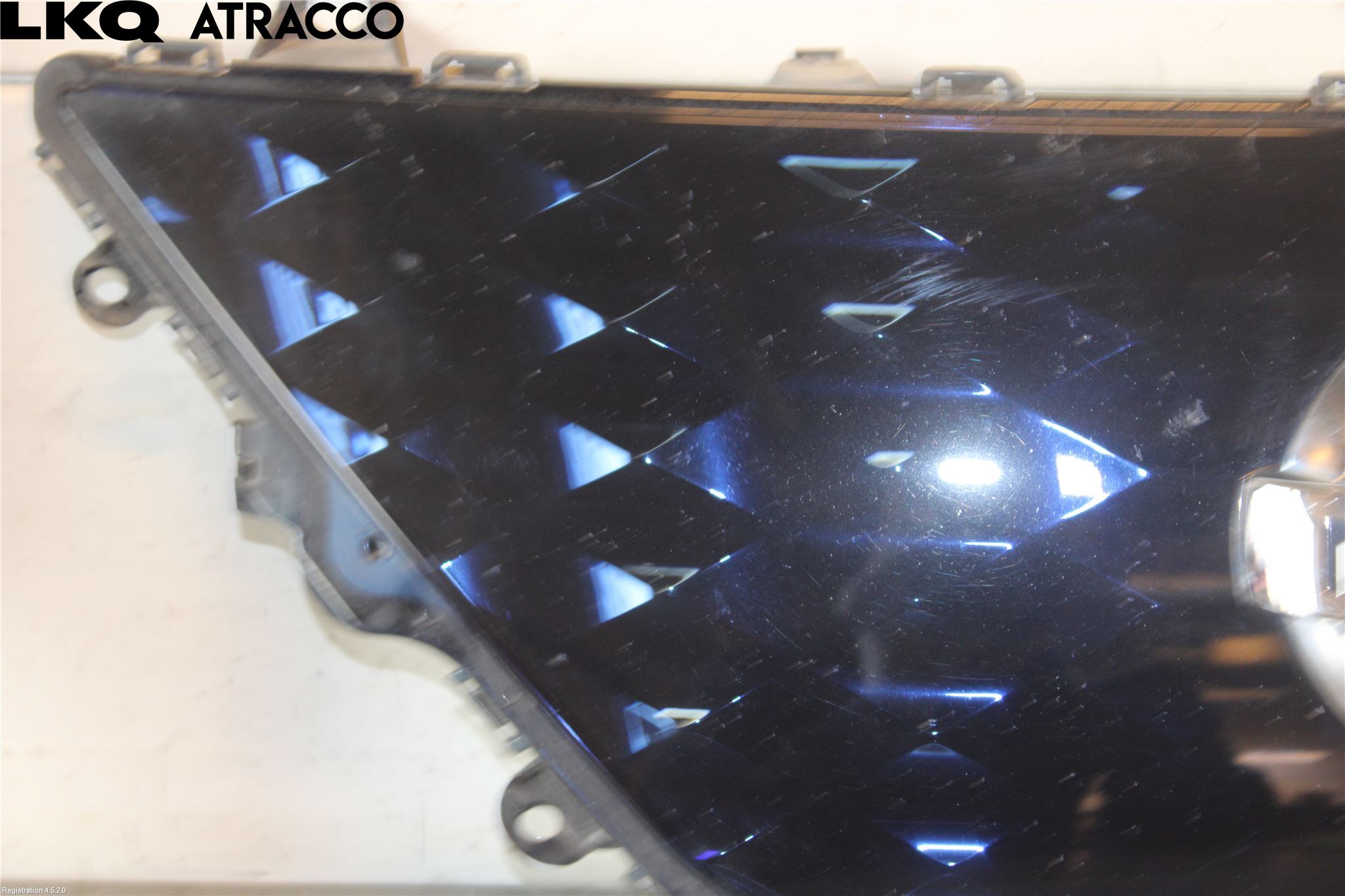 Nissan LEAF 18- Grill Komp