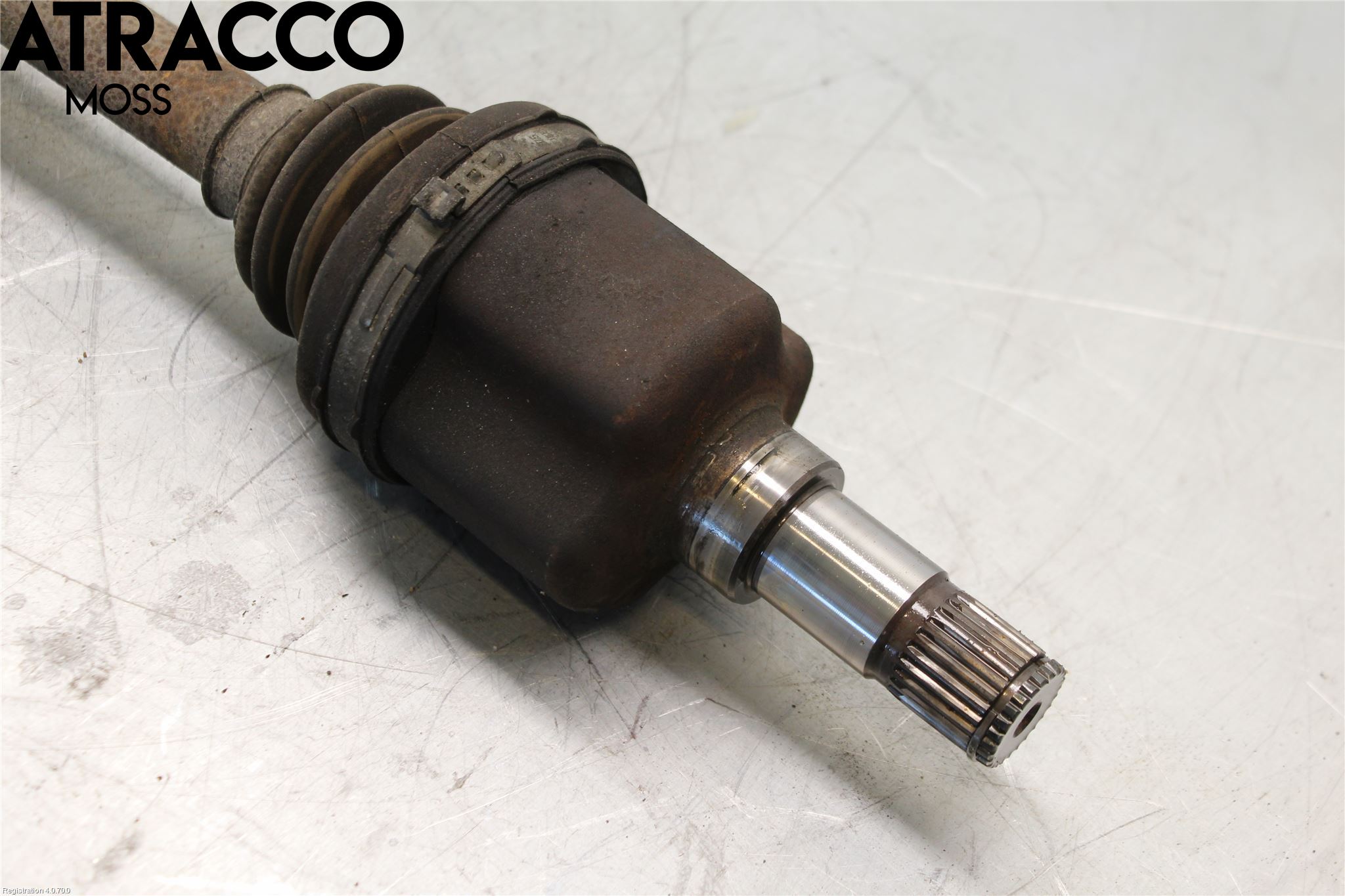 Volvo V70 08-13 Drivaxel Fram Vänster