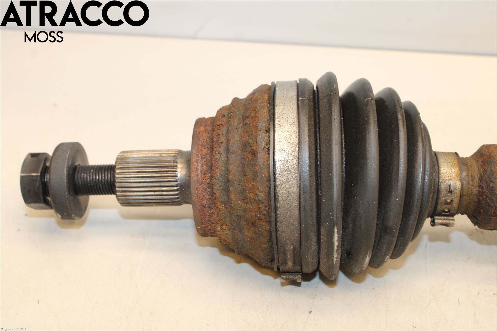 Volkswagen VW GOLF VI 09-13 Drivaxel Fram Höger