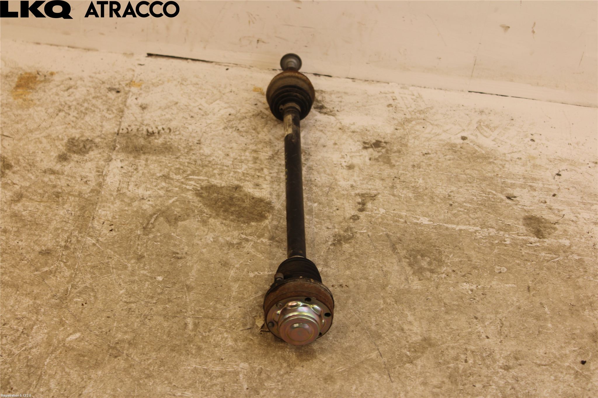 Volkswagen VW T-ROC 18- Drivaxel Bak Höger