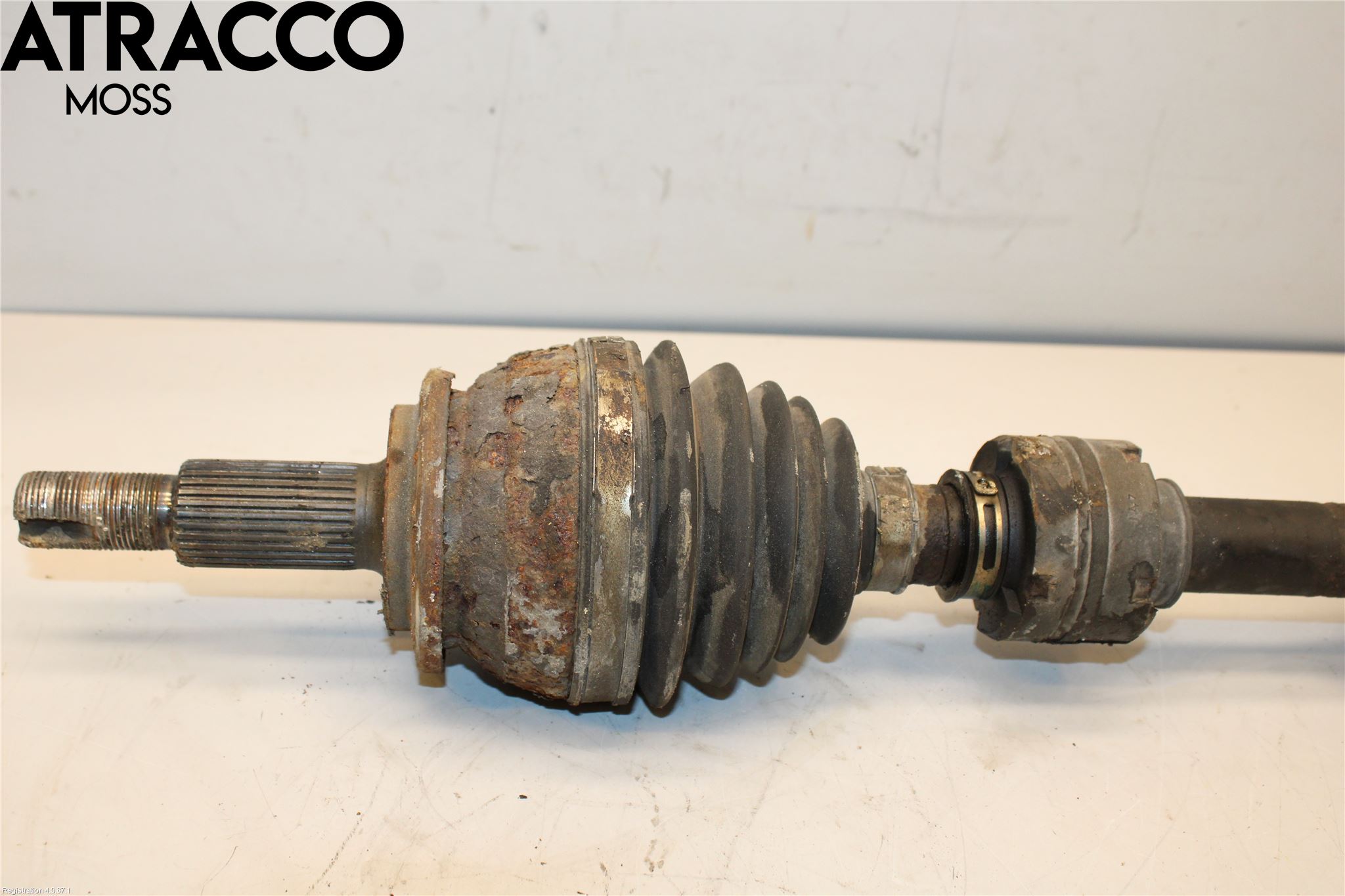 Toyota YARIS XP130 12-14 Drivaxel Fram Vänster