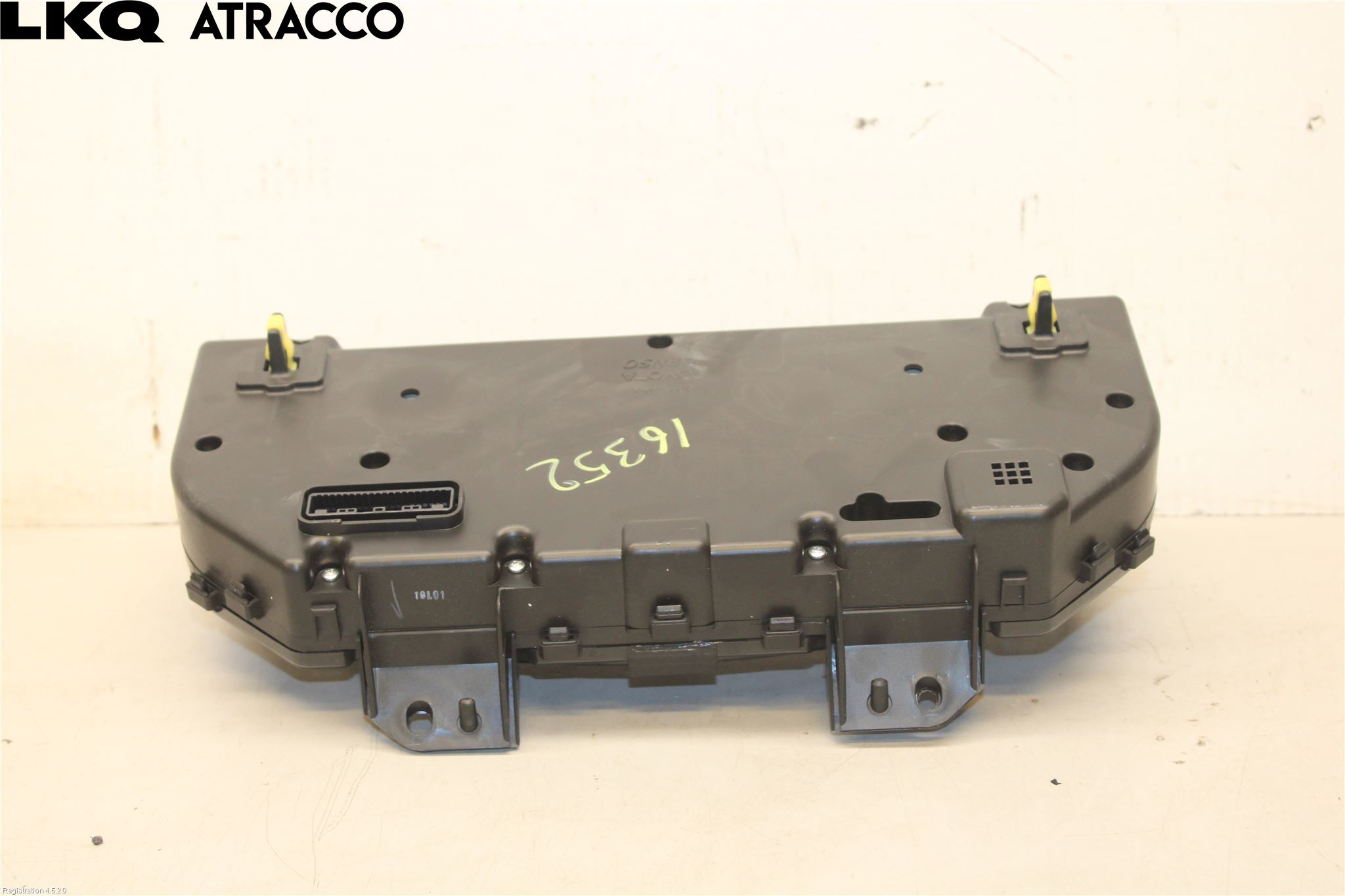 Toyota AVENSIS 09-15 Instrument Komb