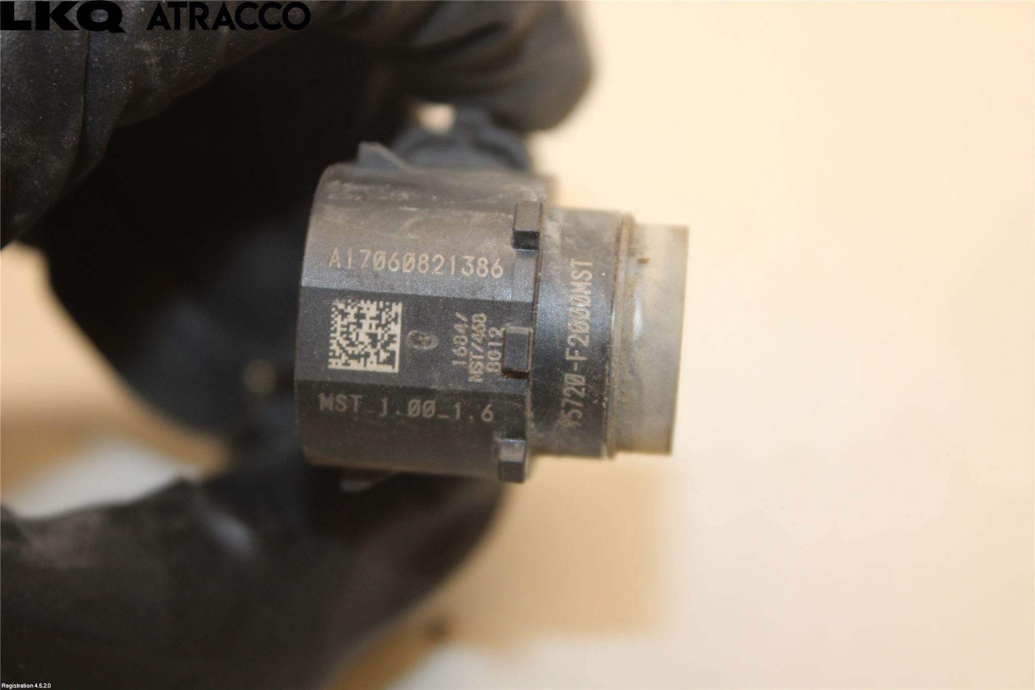 Kia NIRO (DE) 17-22 Parkeringshjälp Frontsensor