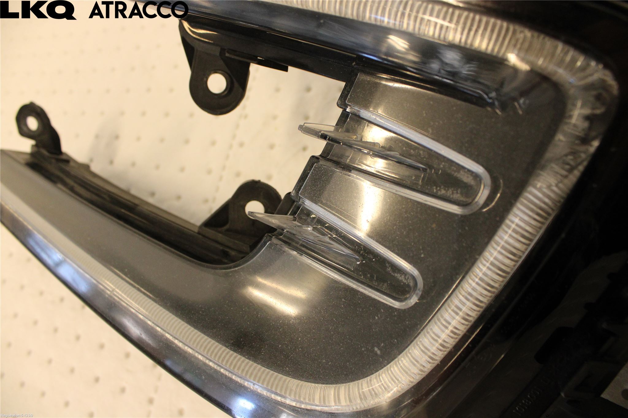 Volkswagen VW PASSAT 15-19 Dimljus-Varselljus Fram