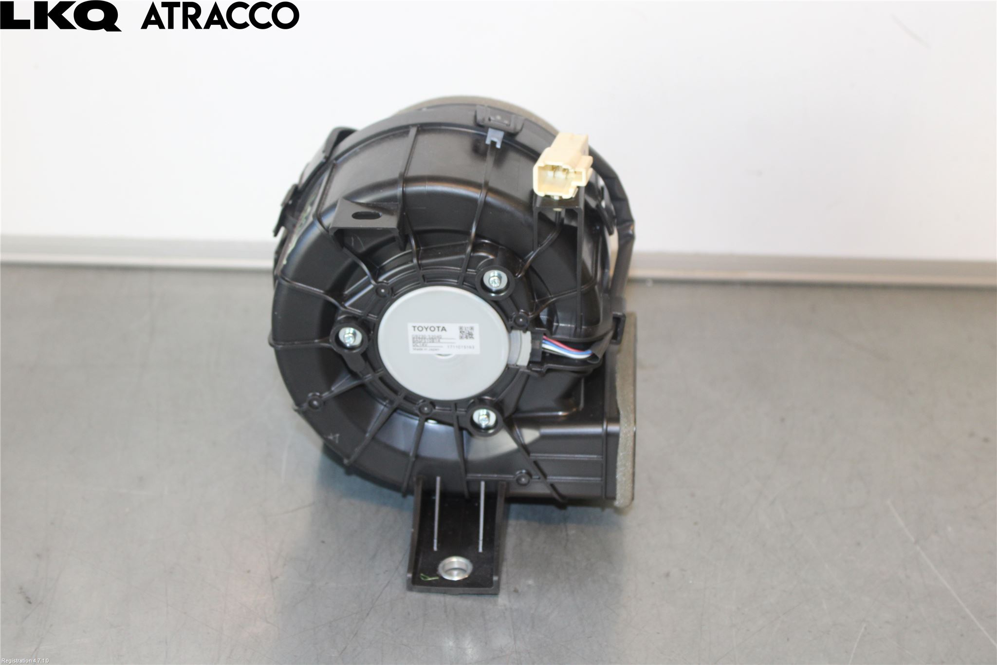 Toyota YARIS XP130 15-20 Kylfläkt El