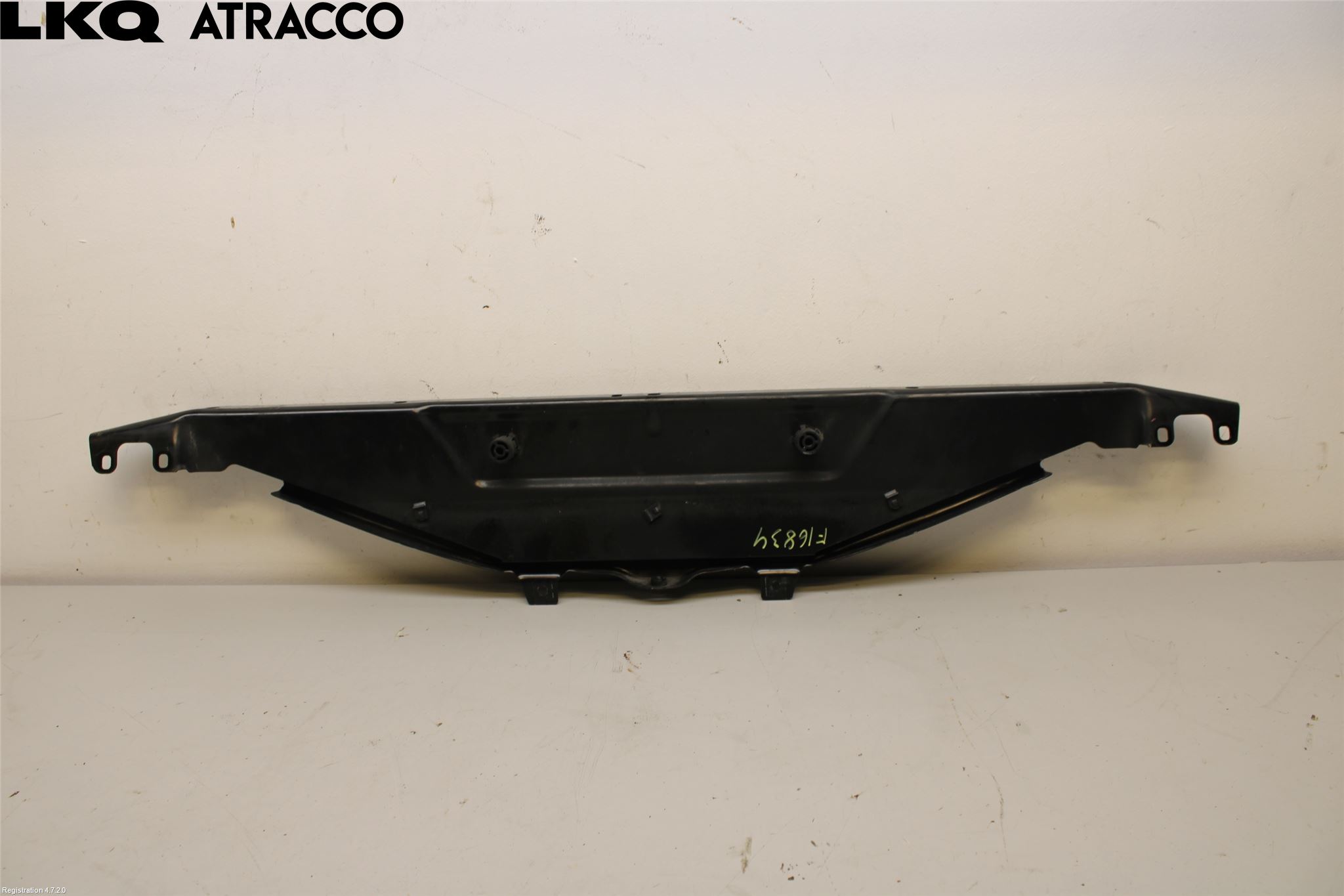 BMW 5 F10/F11/F18 09-17 Front Huvlåsplåt-Balk