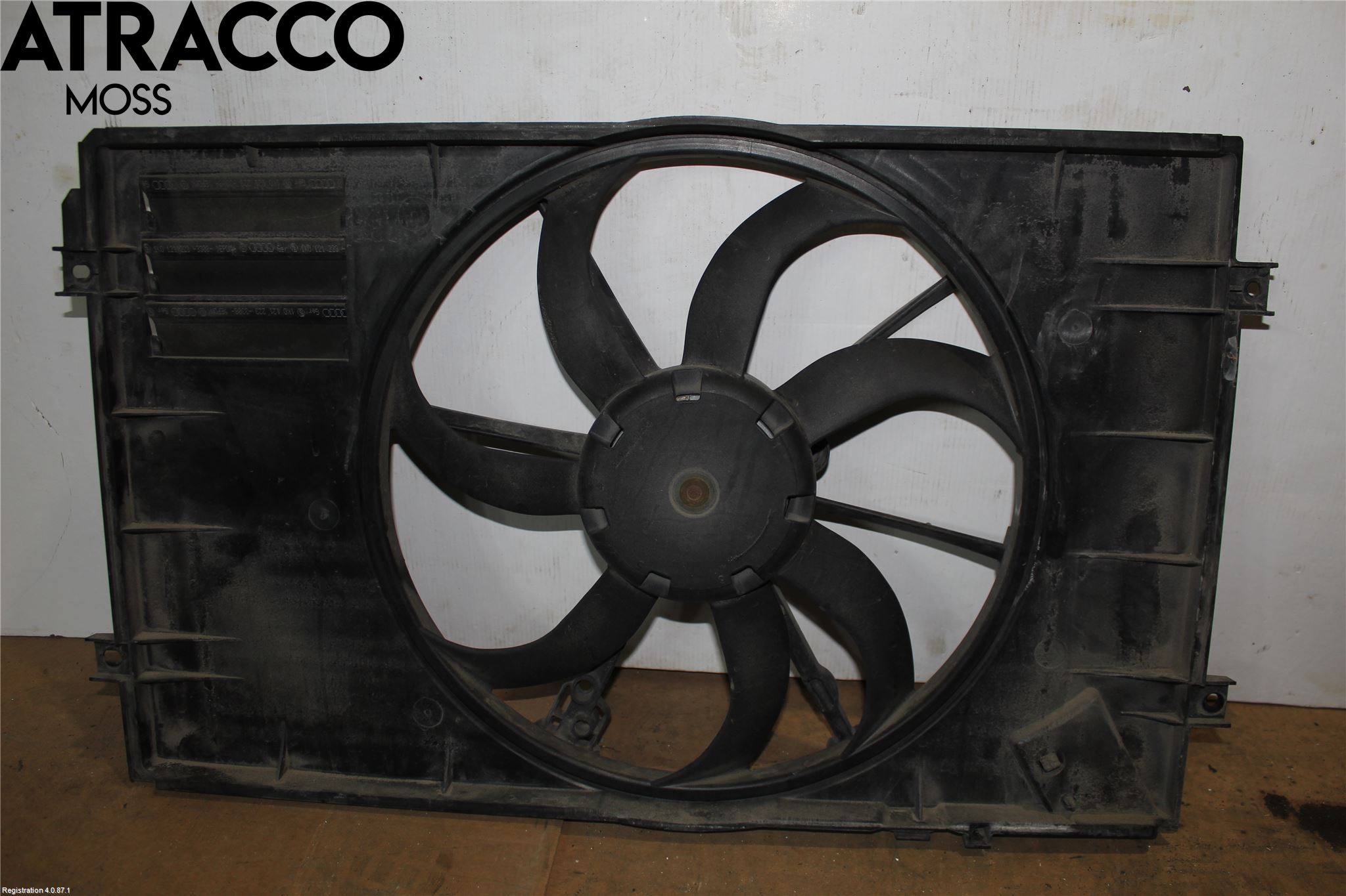 Volkswagen VW TOURAN 03-10 Kylfläkt El