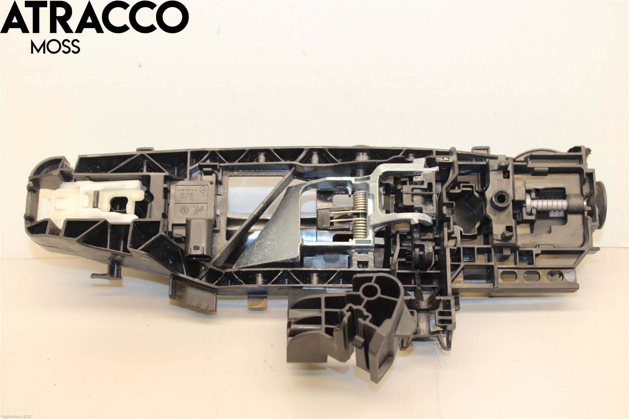 Mercedes-Benz MB E-KLASS (W213) 16-23 Dörrhandtag Yttre Hö