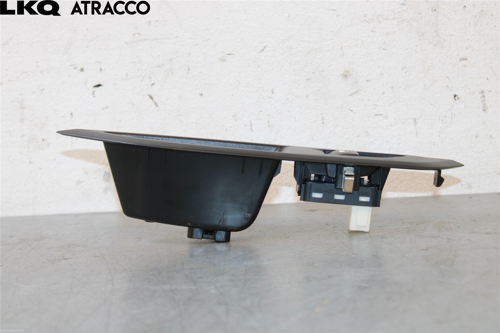 Peugeot 208/E-208 20- Strömställare Elhiss