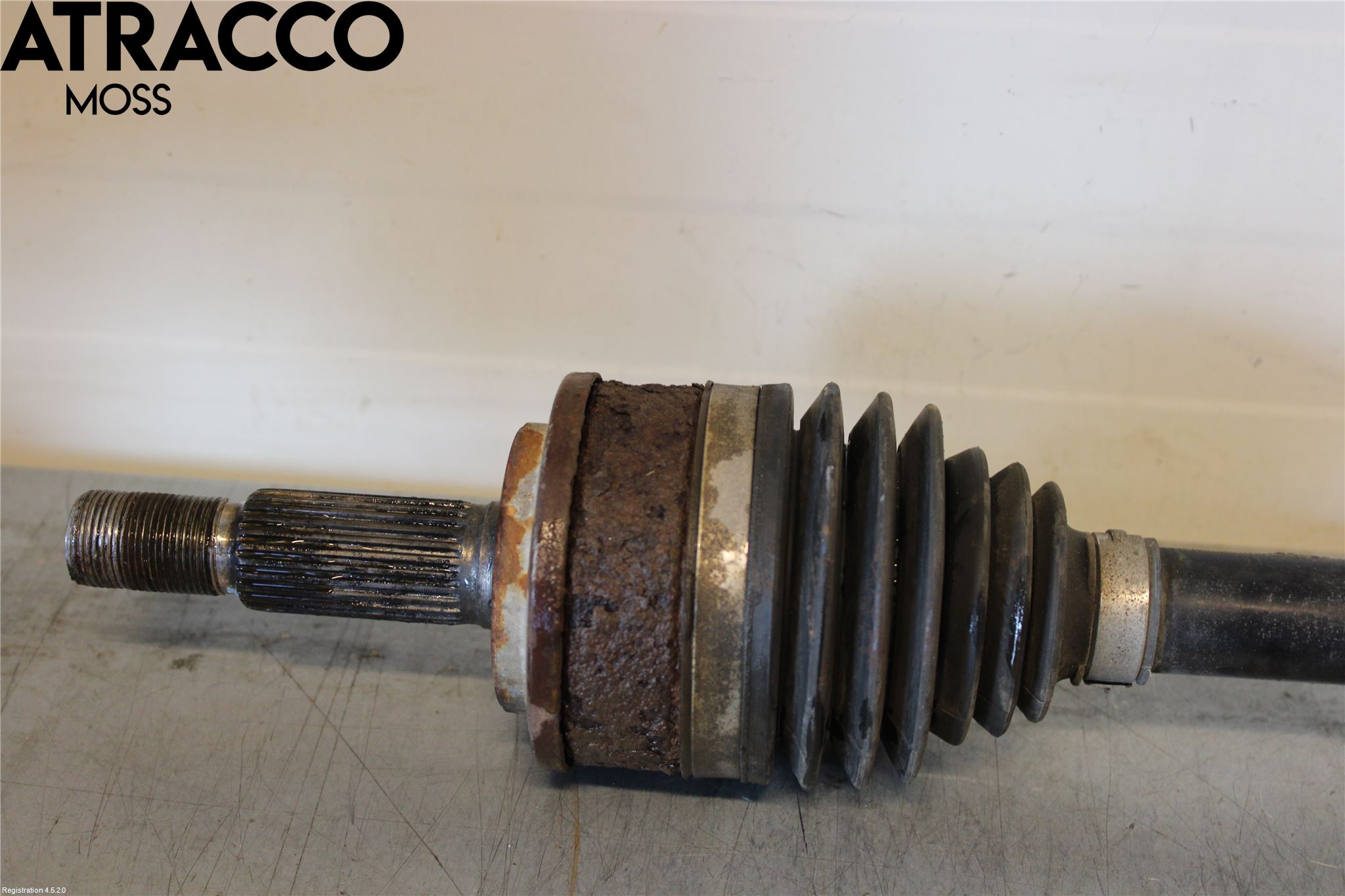Toyota AURIS 13-19 Drivaxel Fram Höger