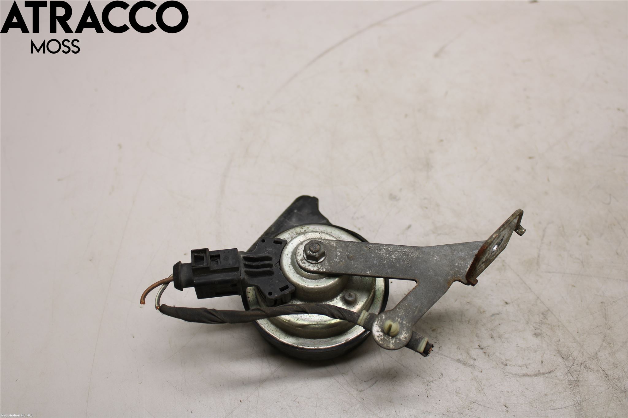 Volkswagen VW PASSAT 11-14 Signalhorn