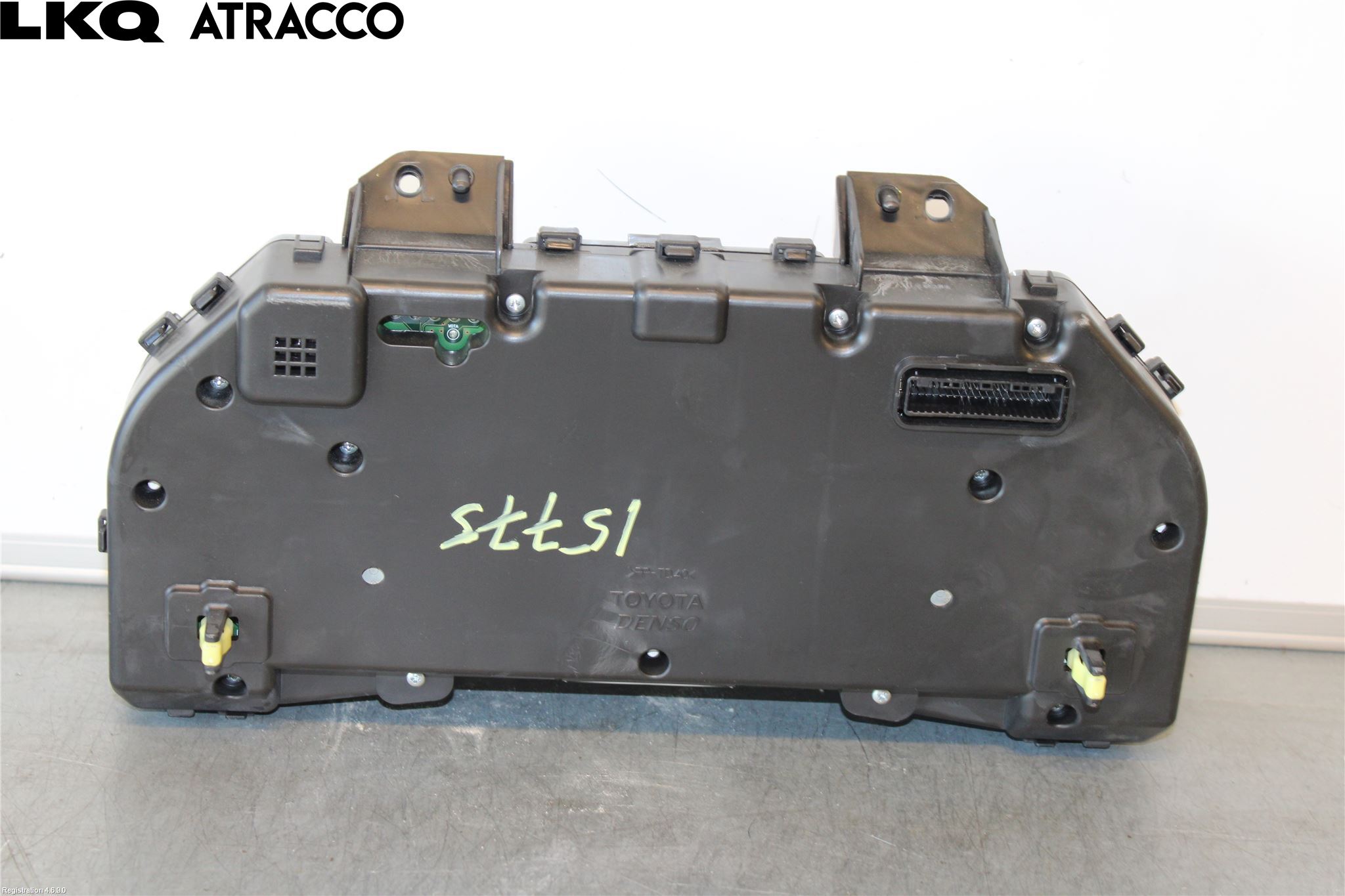 Toyota AVENSIS 09-15 Instrument Komb