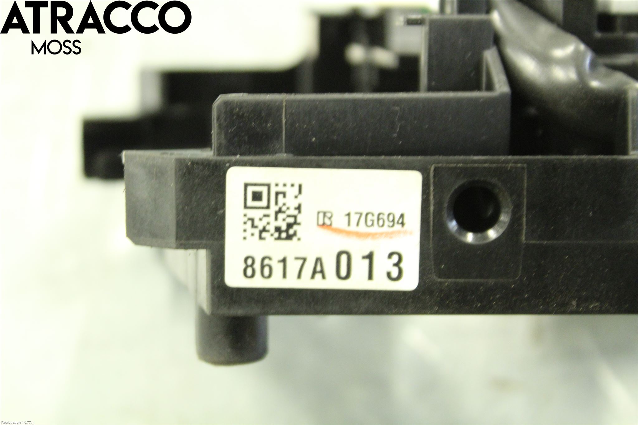 Mitsubishi OUTLANDER 13-21 Spak Konsoll-Fäste