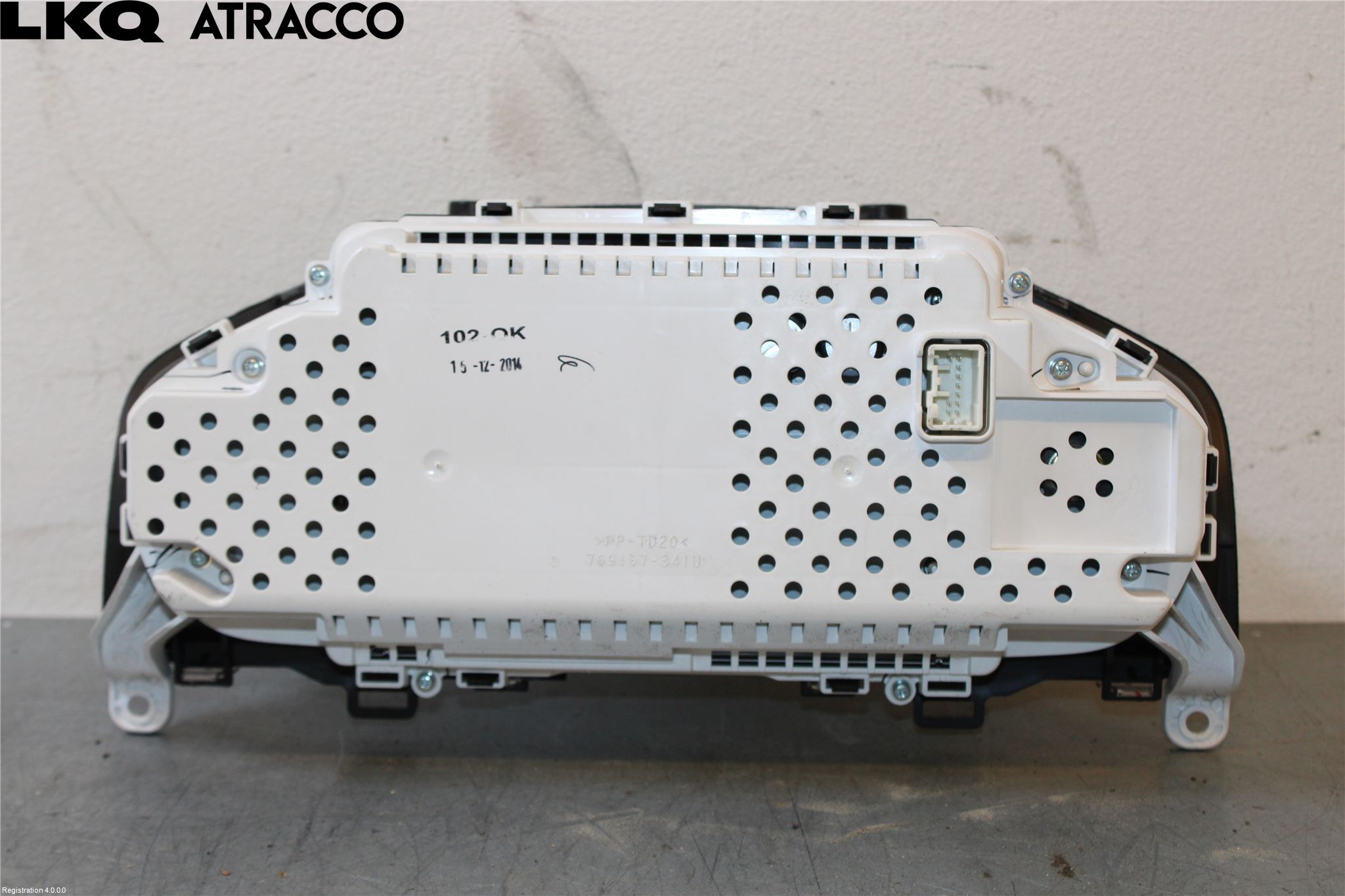 Volvo V70 14-16 Instrument Hast
