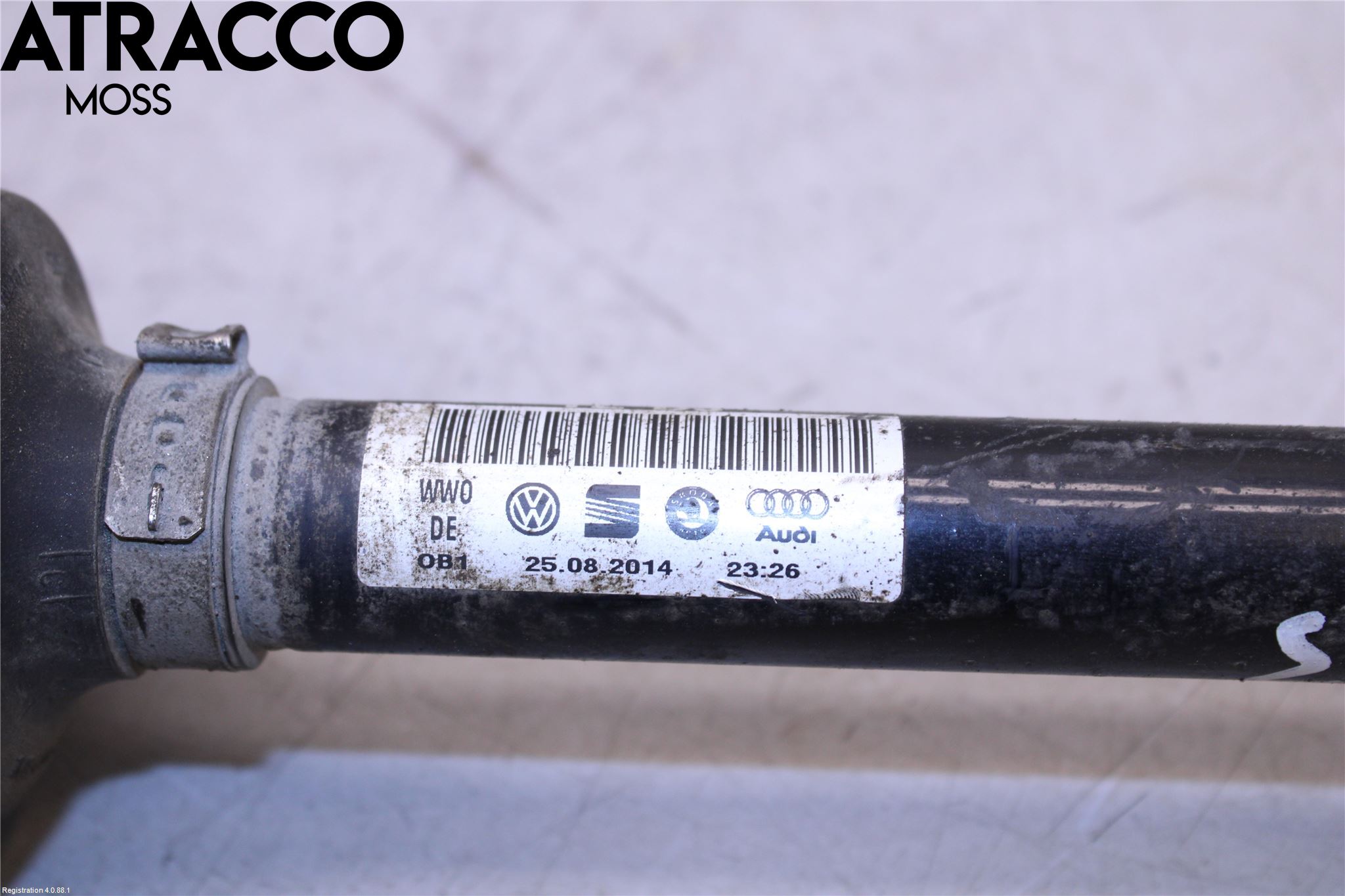 Volkswagen VW GOLF SPORTSVAN 15-20 Drivaxel Fram Höger