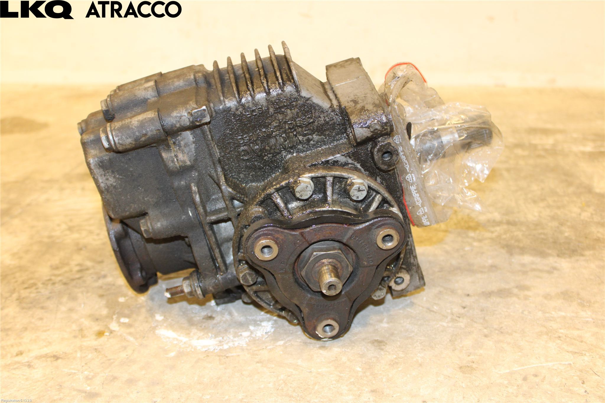 Volkswagen VW CADDY 11-15 Växel Fördelningslåda