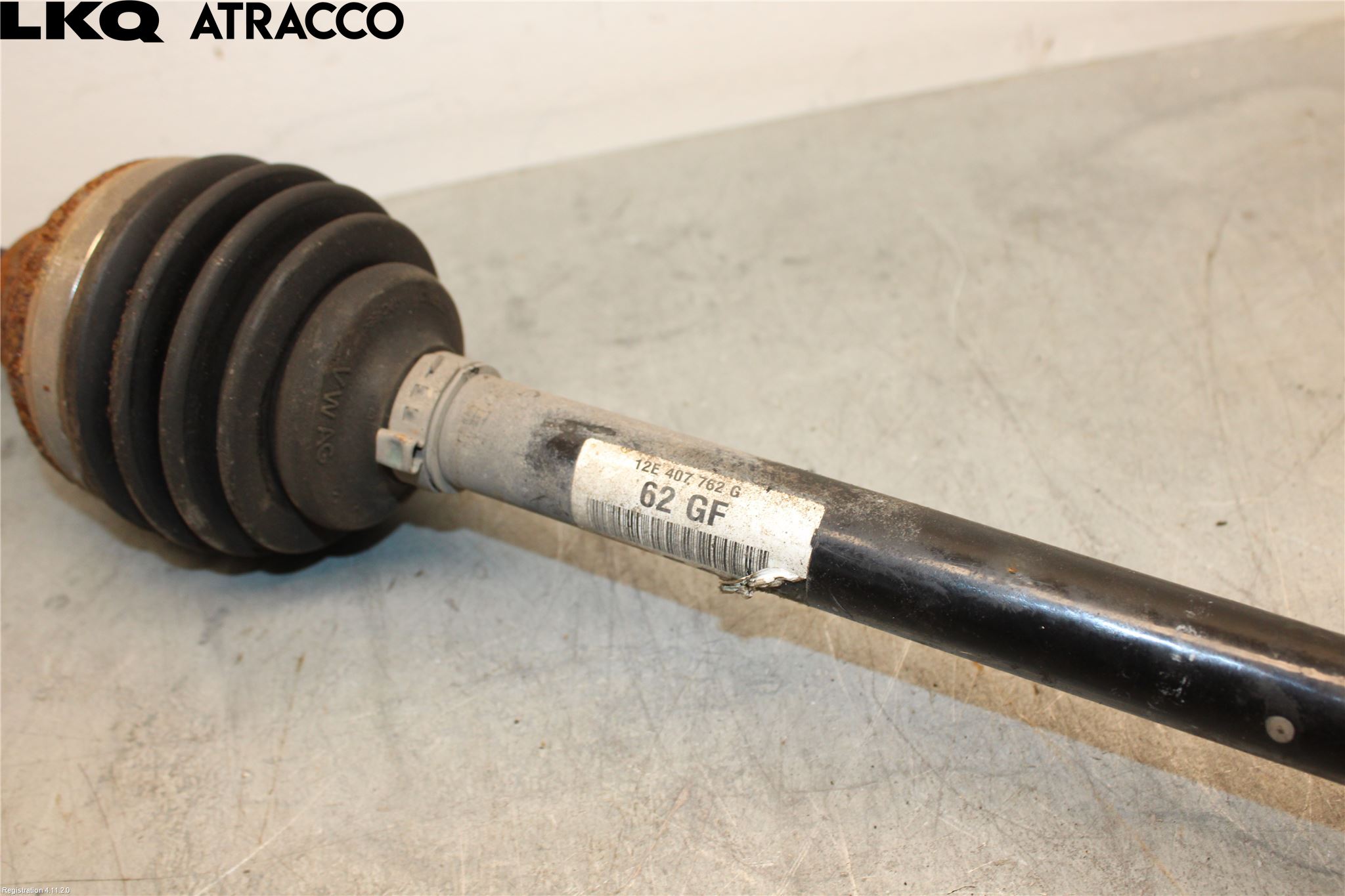 Volkswagen VW UP! / E-UP! Drivaxel Fram Höger