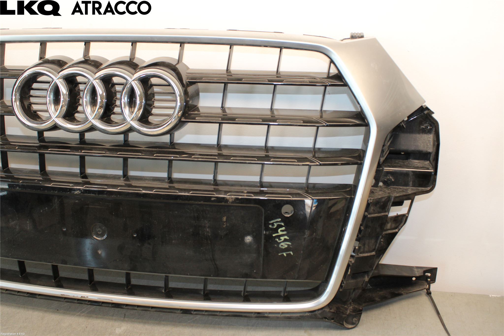 Audi Q3 8U 12-18 Grilldel Mitt