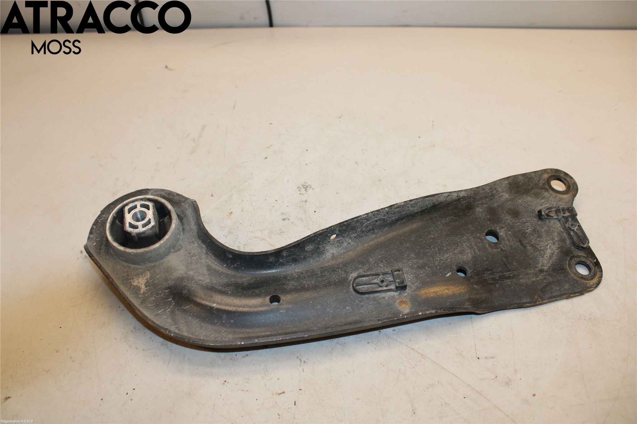 Volkswagen VW GOLF / E-GOLF VII 13-20 Bärarm Bak Höger