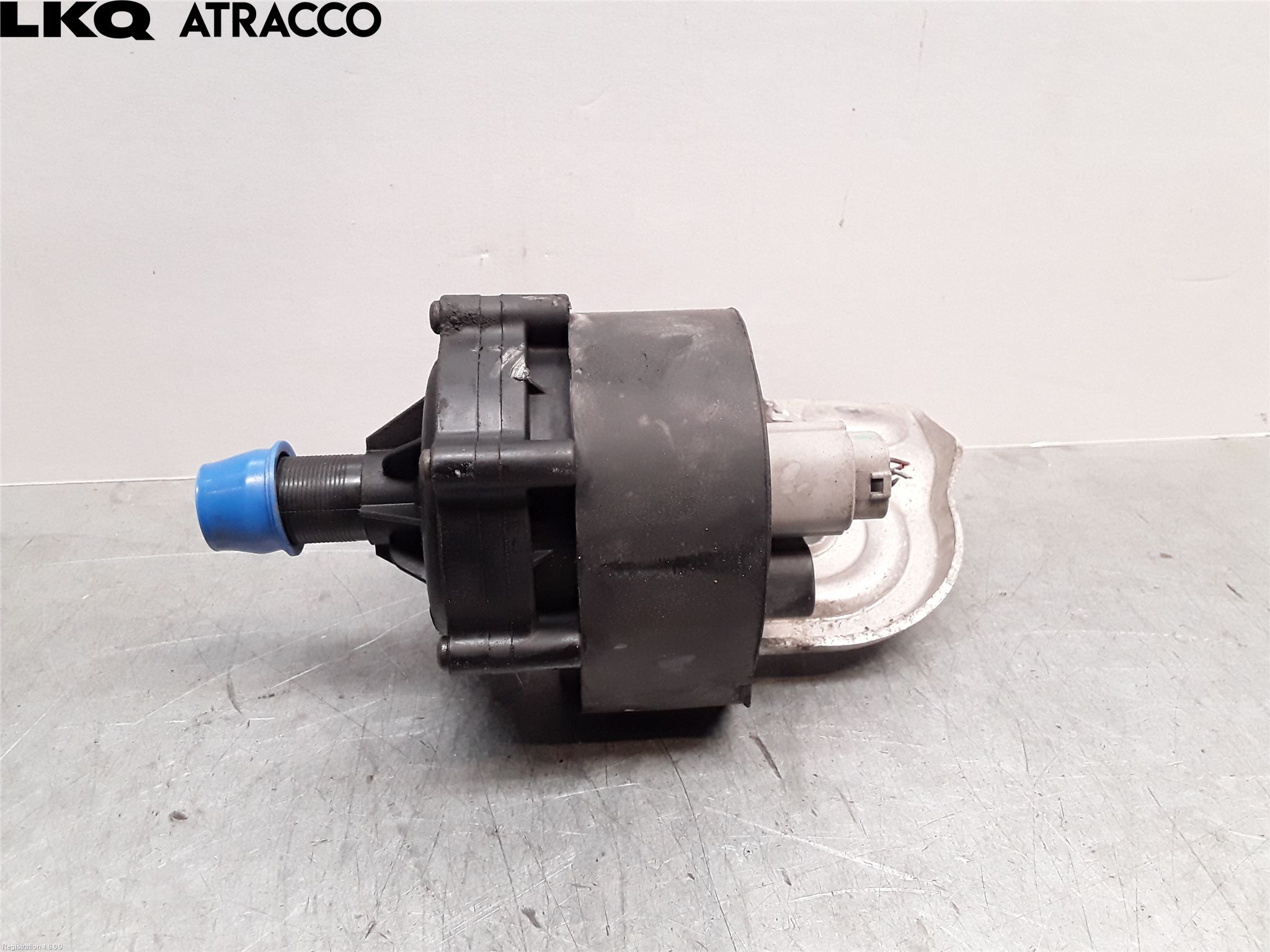 Tesla MODEL X 16- Vattenpump