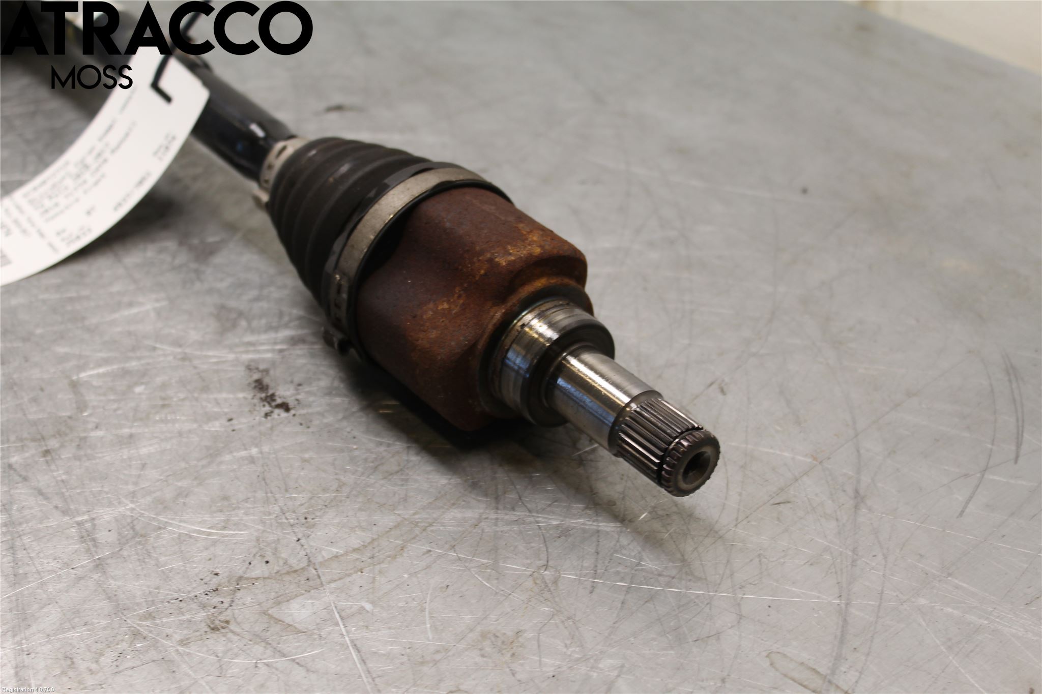 Volkswagen VW POLO 10-17 Drivaxel Fram Vänster