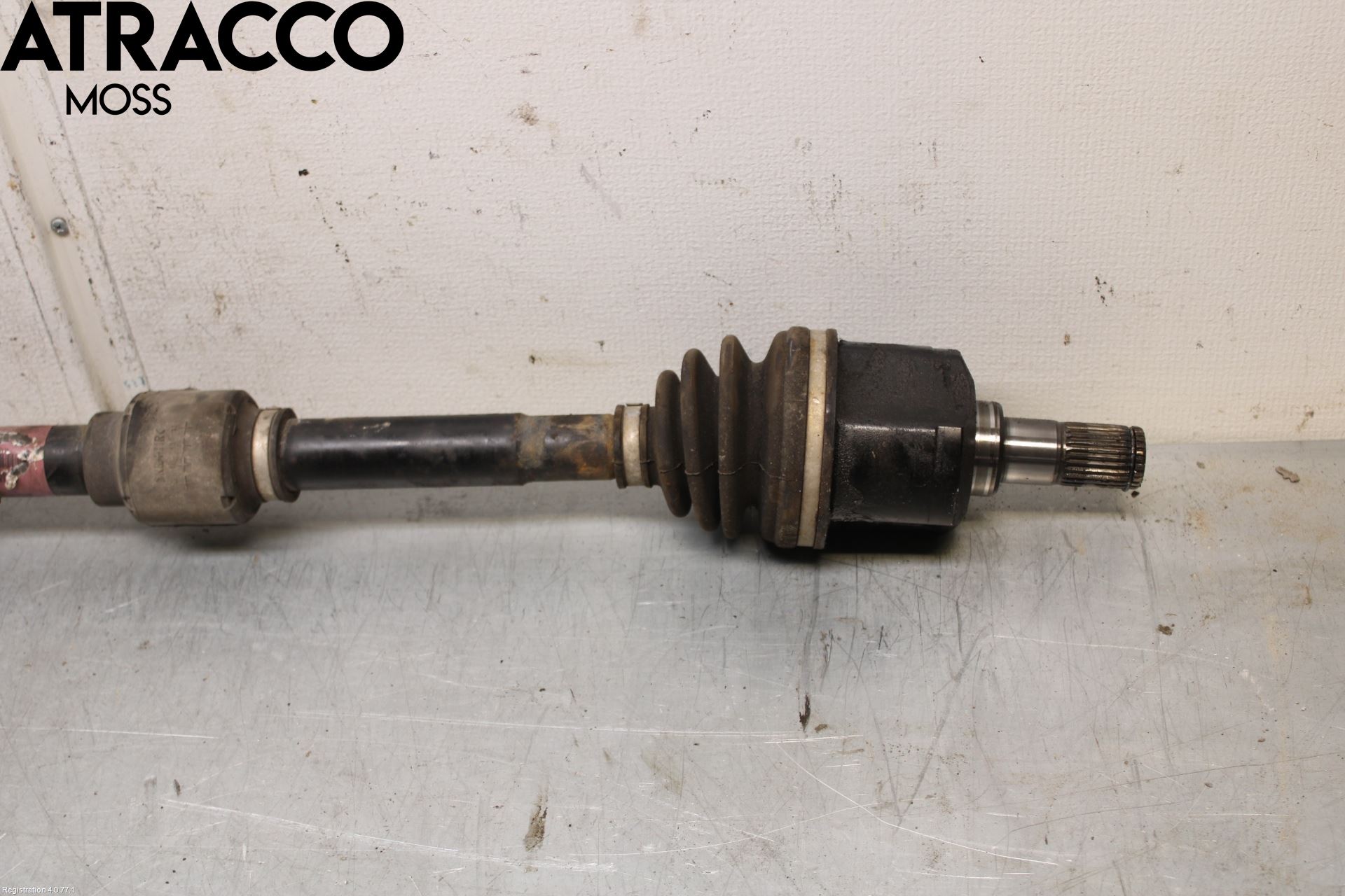 Hyundai i40 08-15 Drivaxel Fram Höger