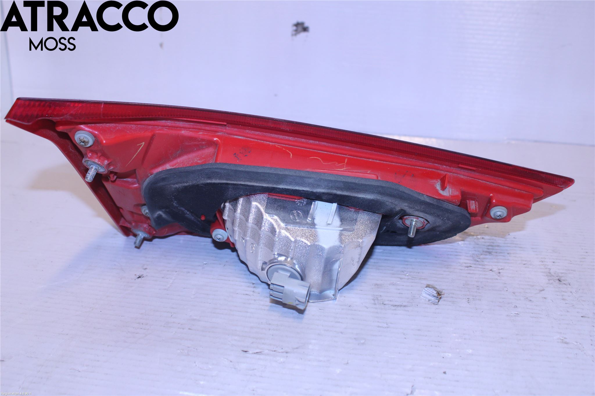 Toyota AURIS 13-19 Bakljus Lucka Hö