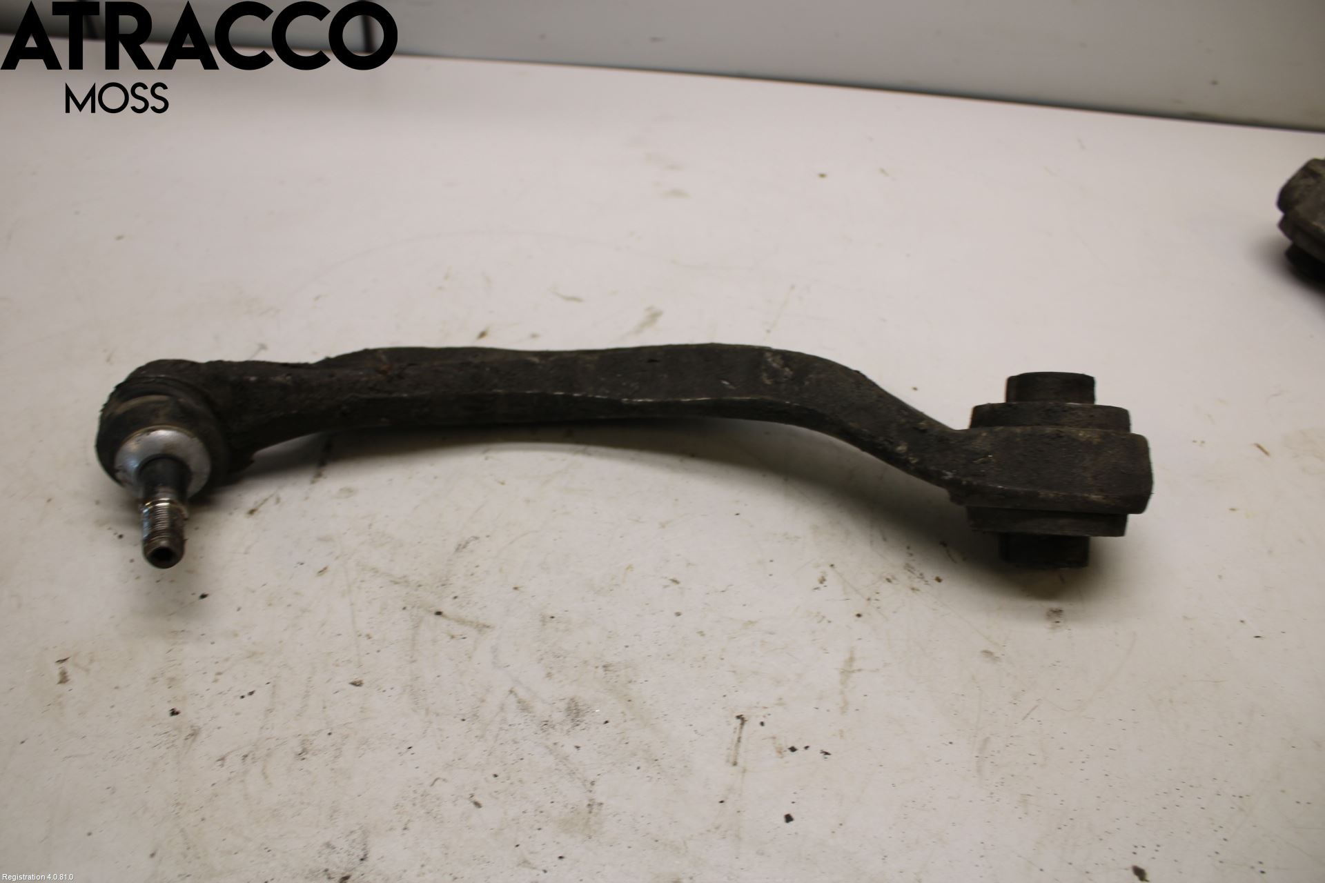 BMW 5 F10/F11/F18 09-17 Bärarm Fram Undre Vä