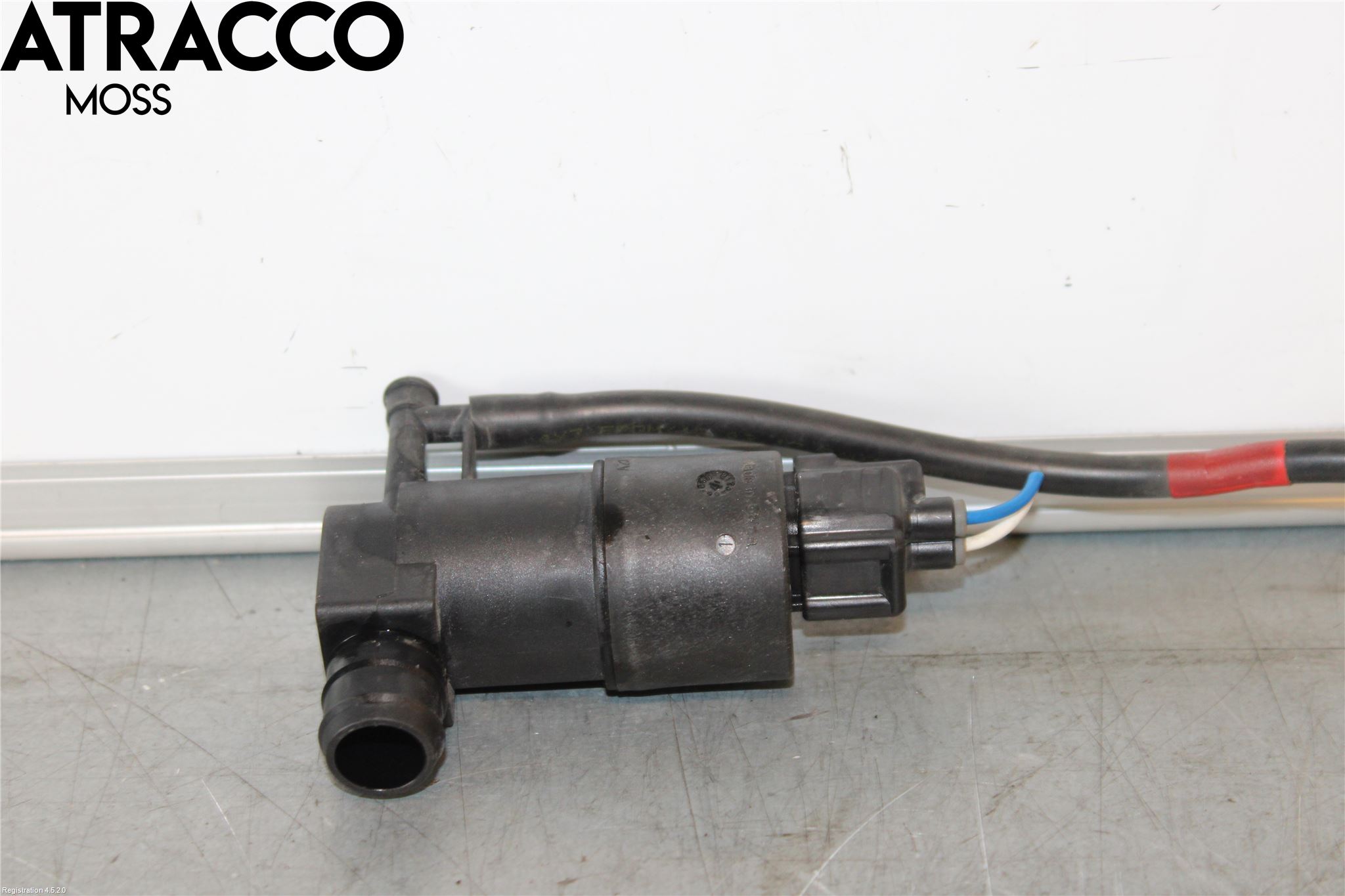 Toyota YARIS XP130 15-20 Spolarpump Baklucka