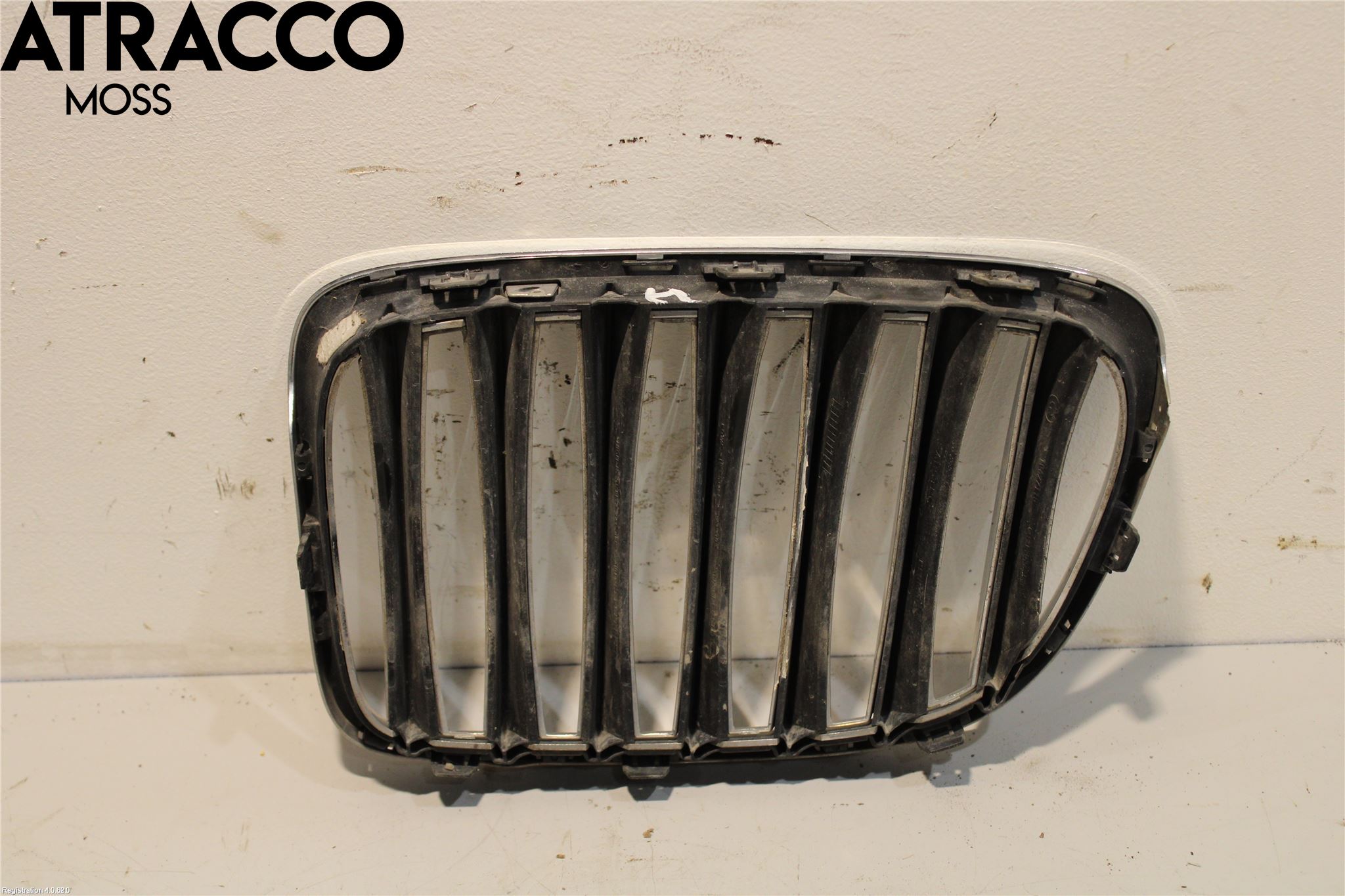 BMW X1 E84 10-15 Grilldel Höger