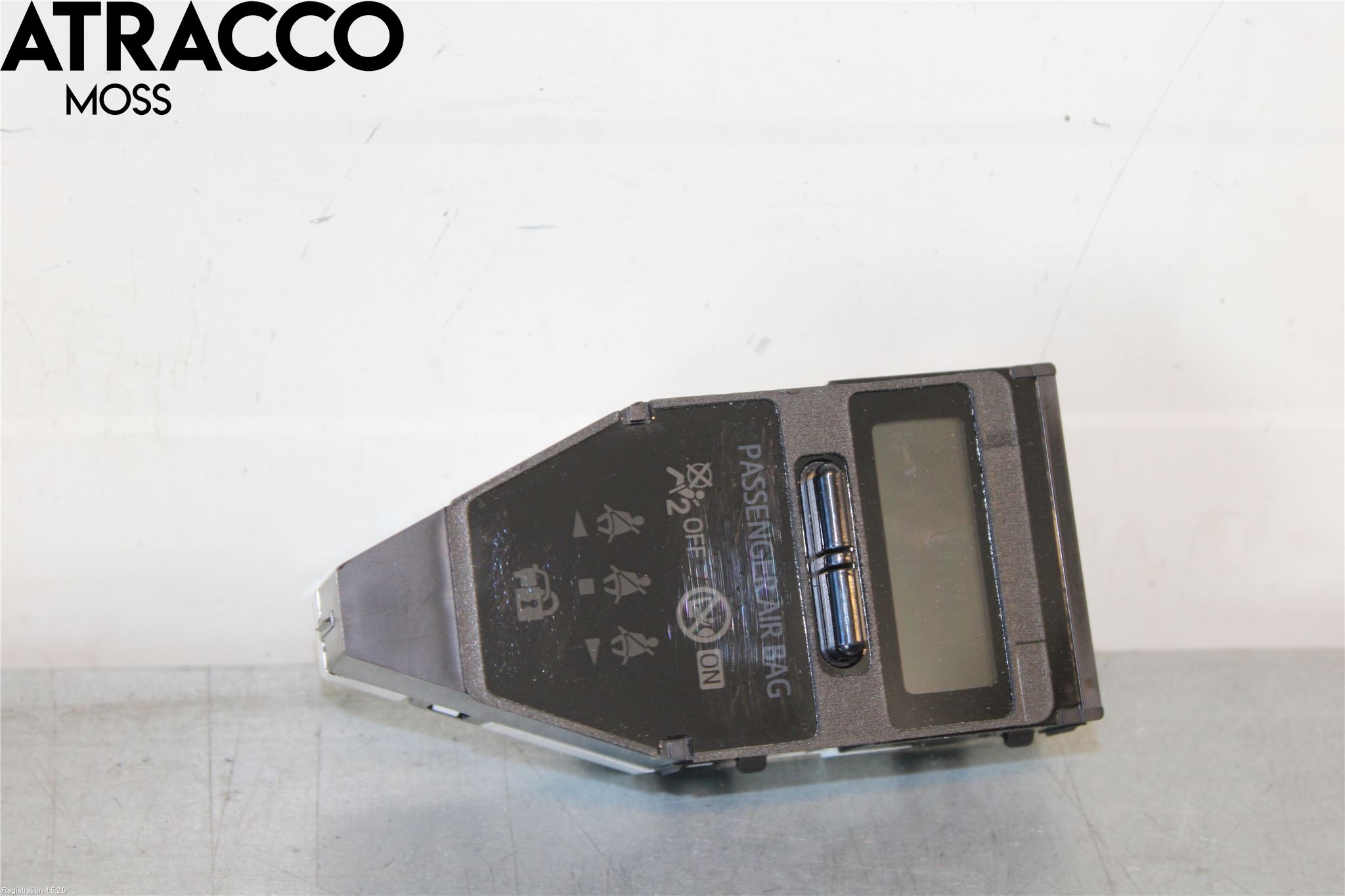 Toyota AURIS 13-19 Instrument Klocka