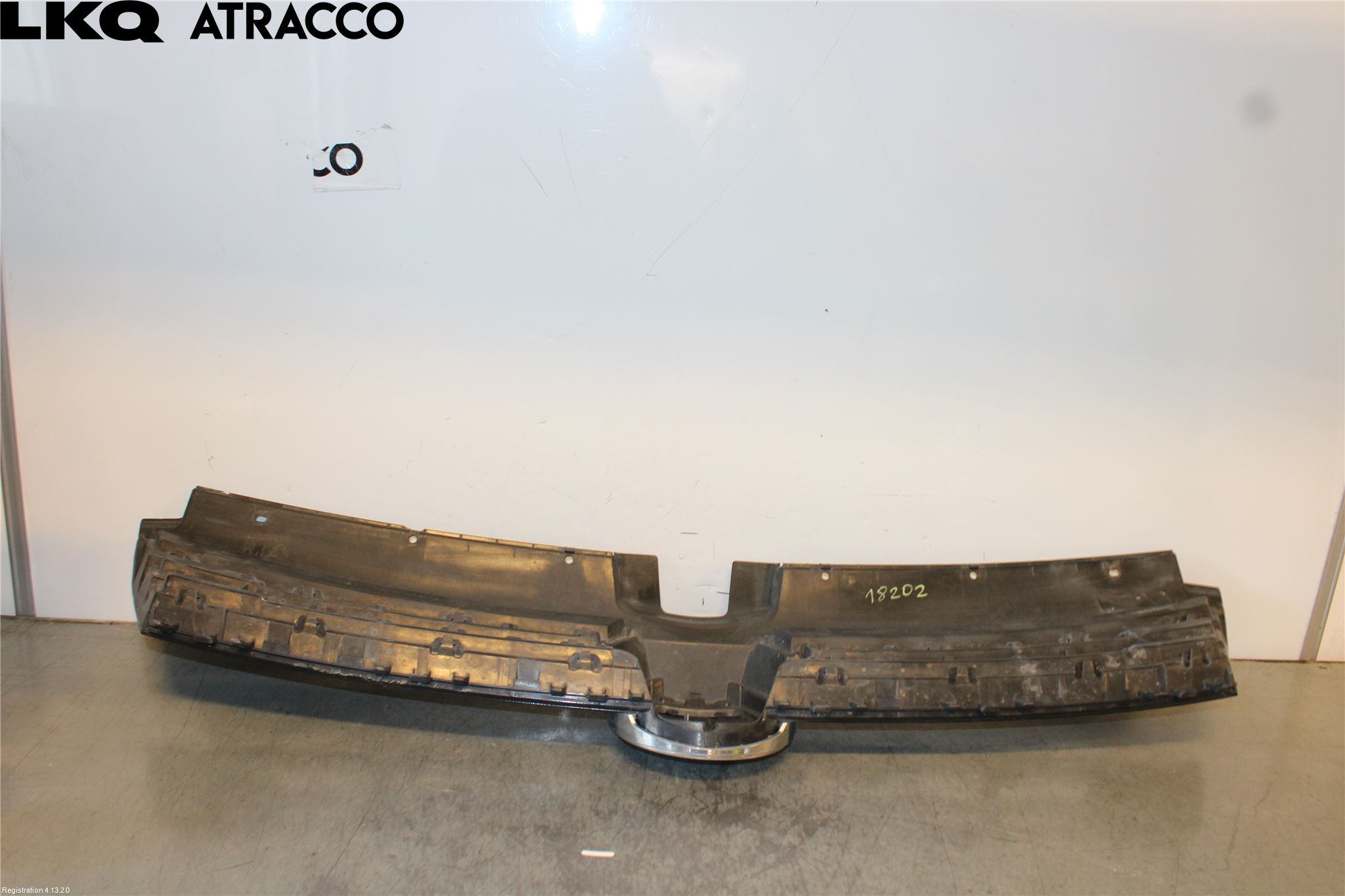 Volkswagen VW GOLF / E-GOLF VII 13-20 Grill Komp