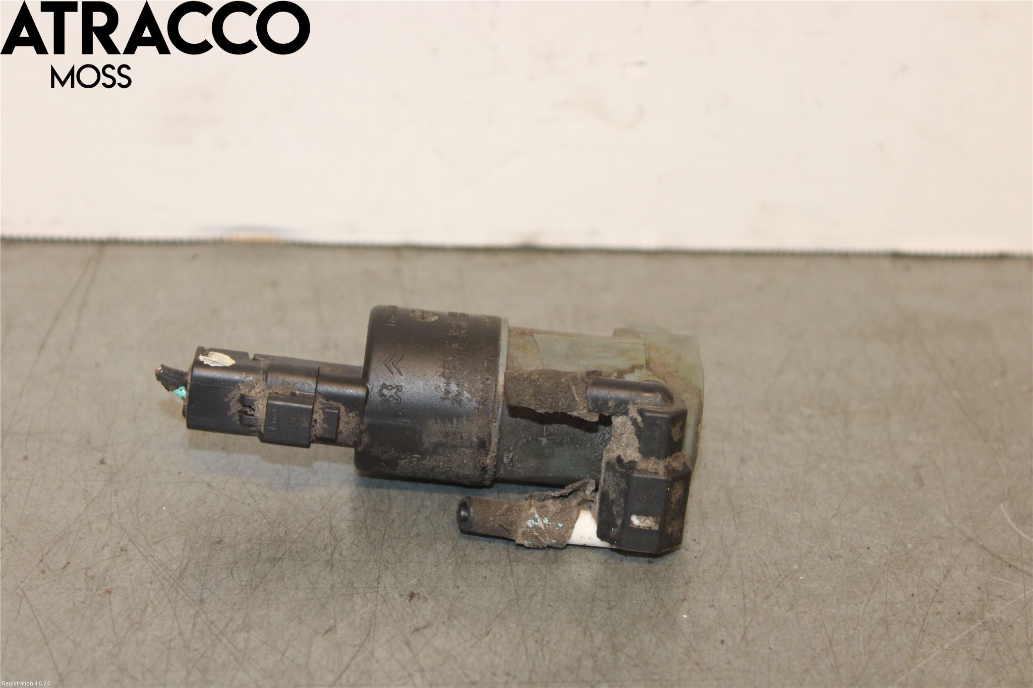 Nissan QASHQAI 14-17 Spolarpump Vindruta
