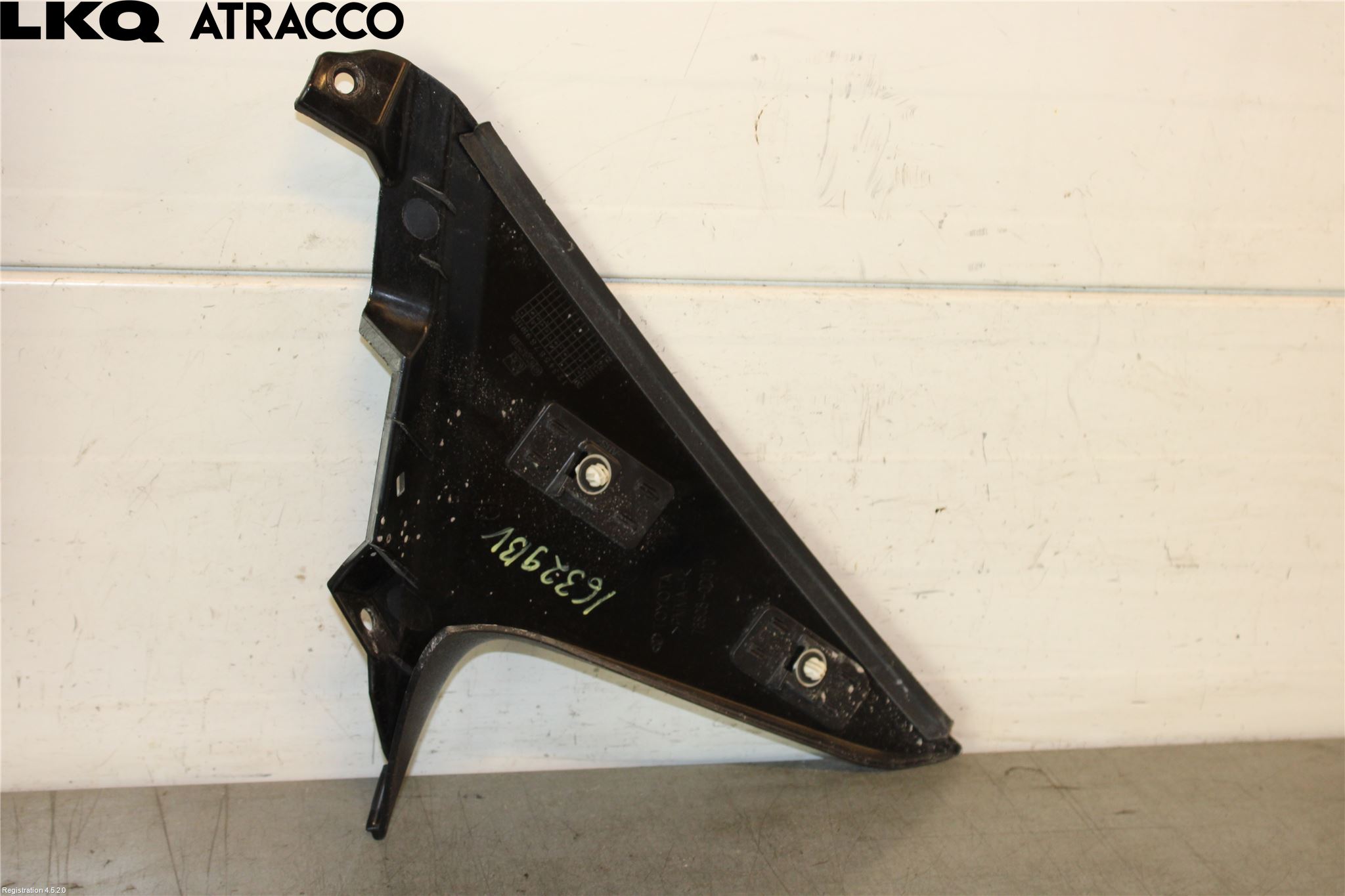 Toyota YARIS CROSS XP21 21- Spoiler Baklucka