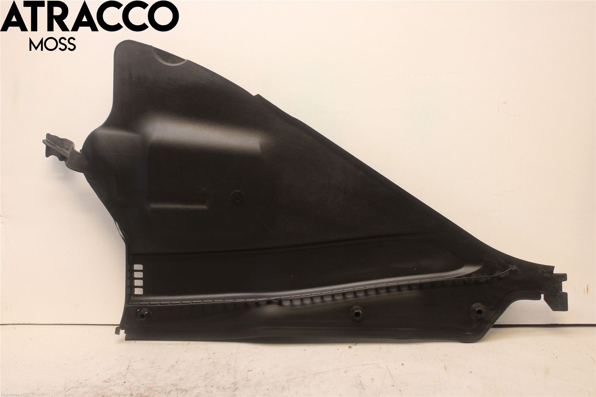 BMW 3 F30/F31/F80 12-19 Torpedplåt-Torpedplast