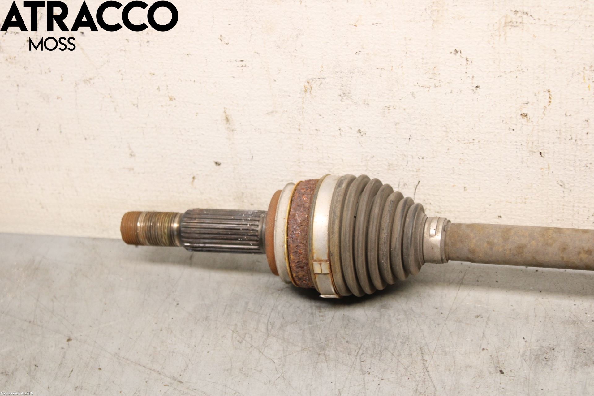 Toyota RAV4 13-18 Drivaxel Bak Vänster