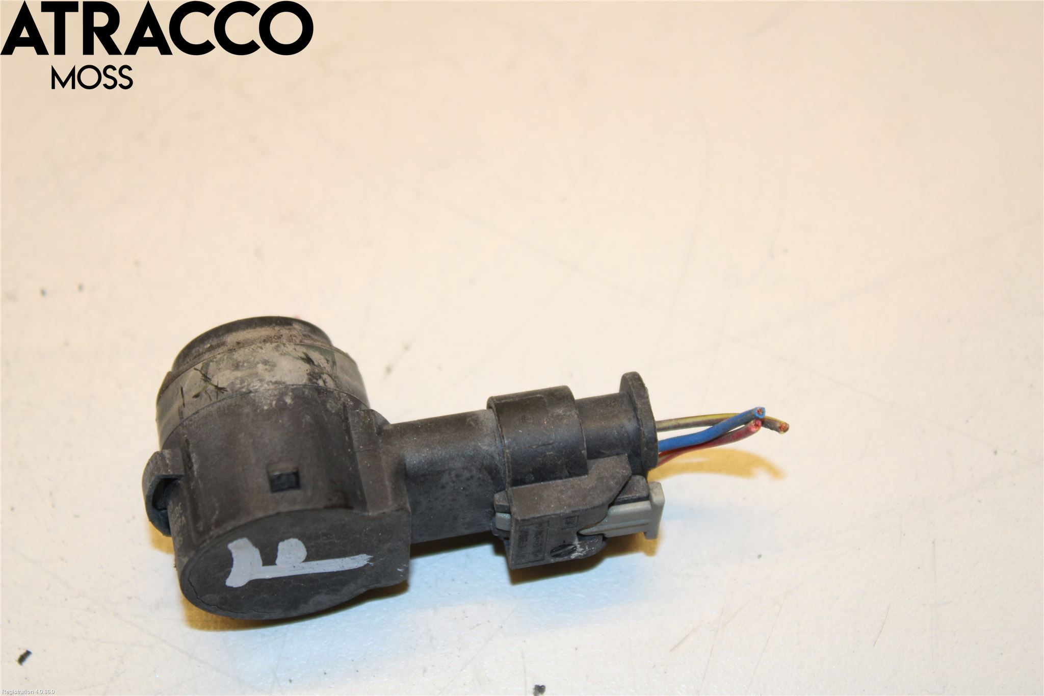 Volkswagen VW PASSAT 15-19 Parkeringshjälp Frontsensor