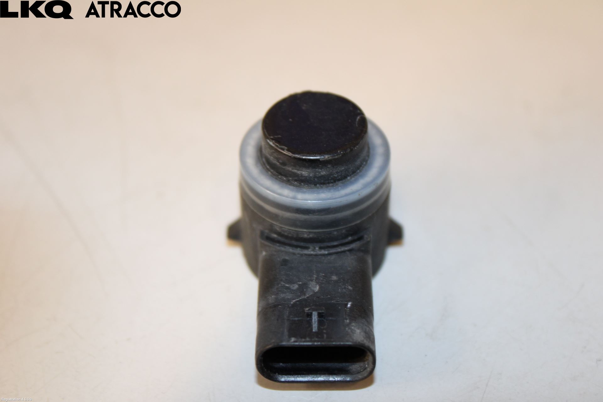 Mercedes-Benz MB E-KLASS (W212) 09-16 Parkeringshjälp Frontsensor