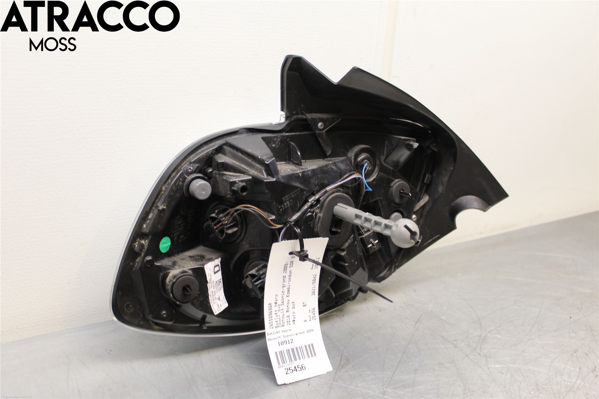 Renault ZOE/E-TECH 13- Bakljus Höger