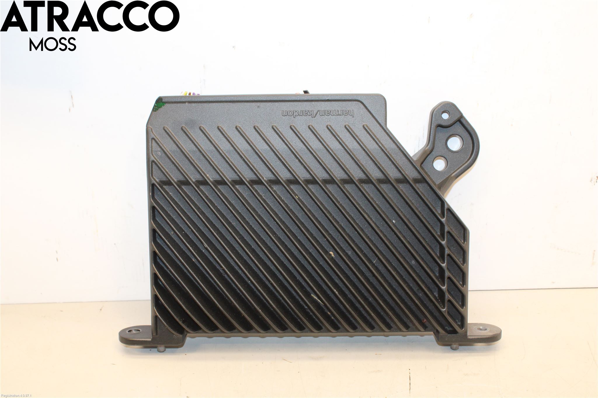 Volvo XC40/RECHARGE 18- Radio-Stereo Förstärkare