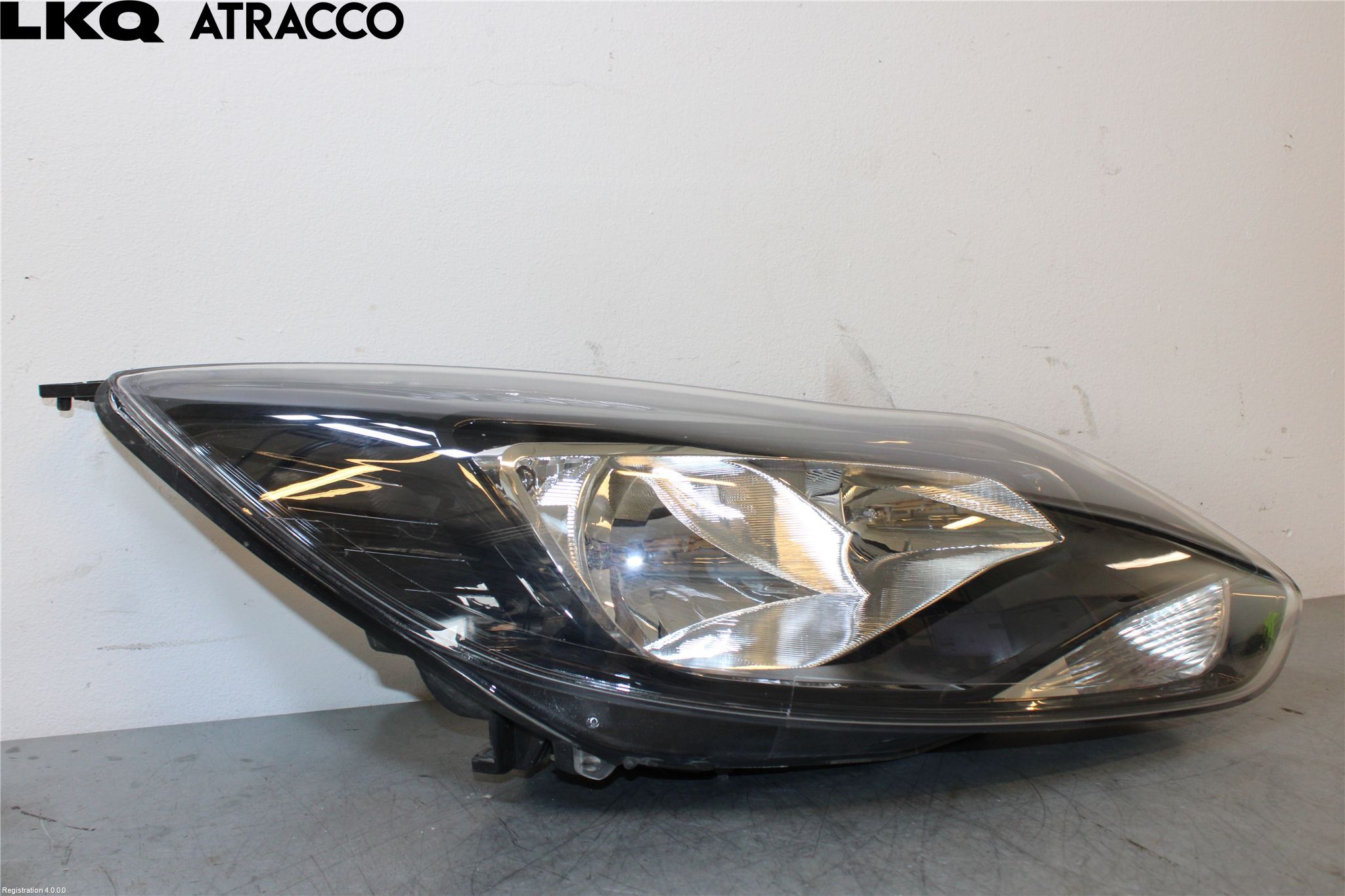 Ford FOCUS 11-14 Strålkastare Höger