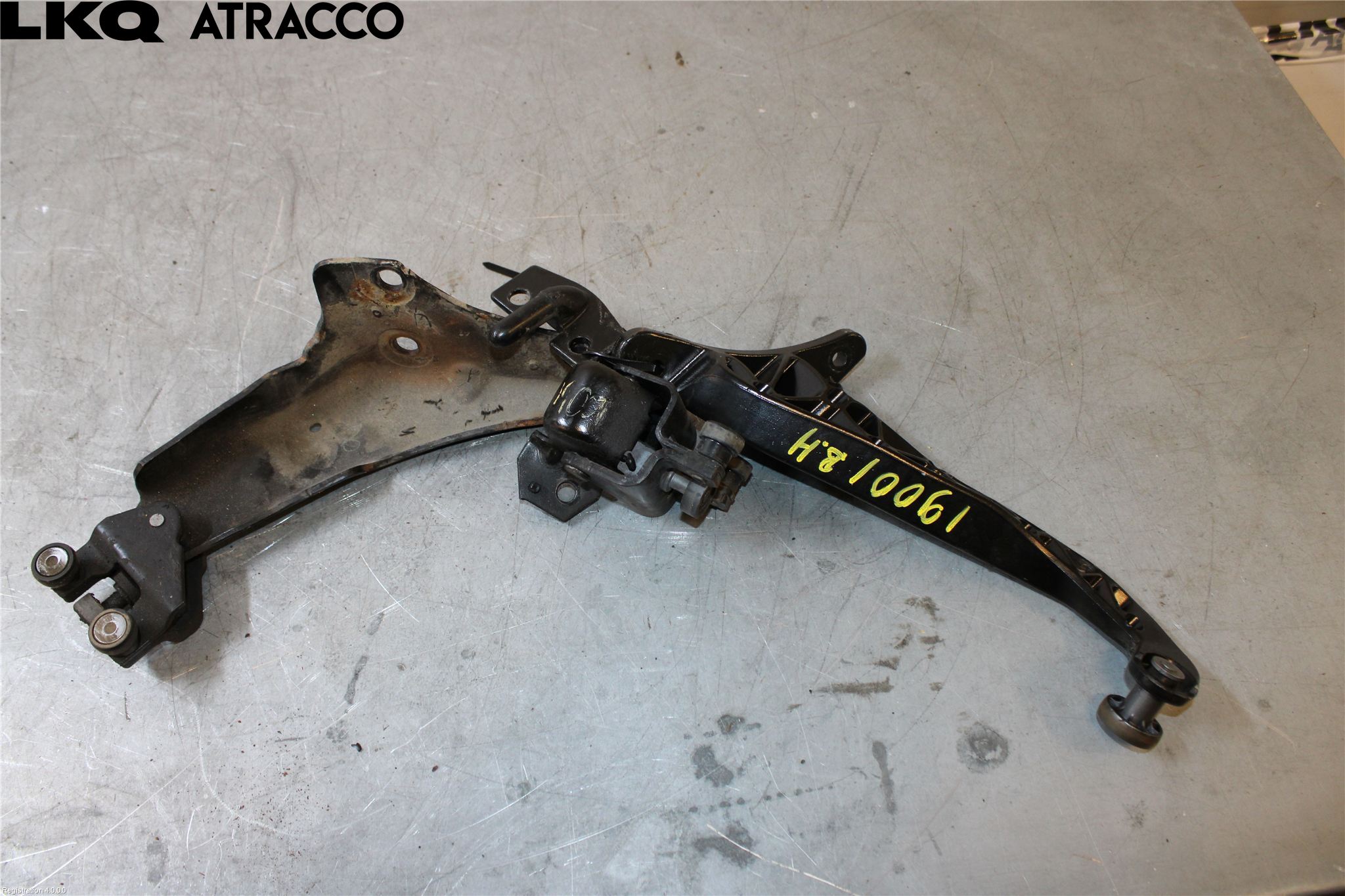 Peugeot PARTNER 16-18 Dörrgångjärn