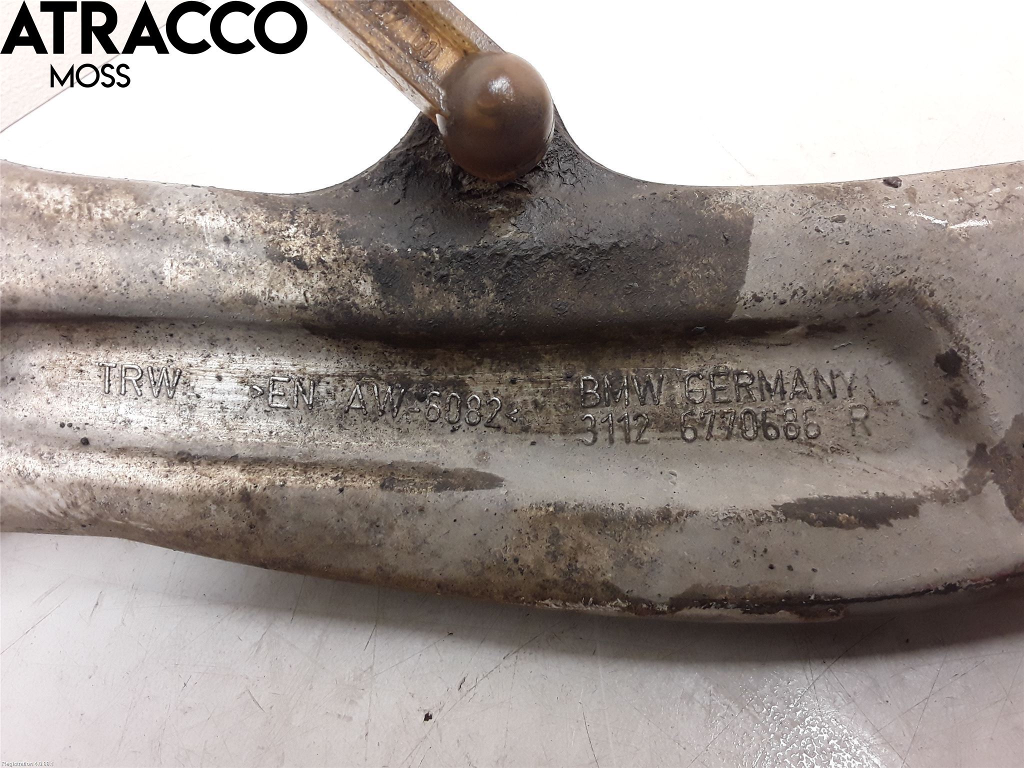 BMW 5 E60/61 Sed/Tou 02-10 Bärarm Fram Undre Hö