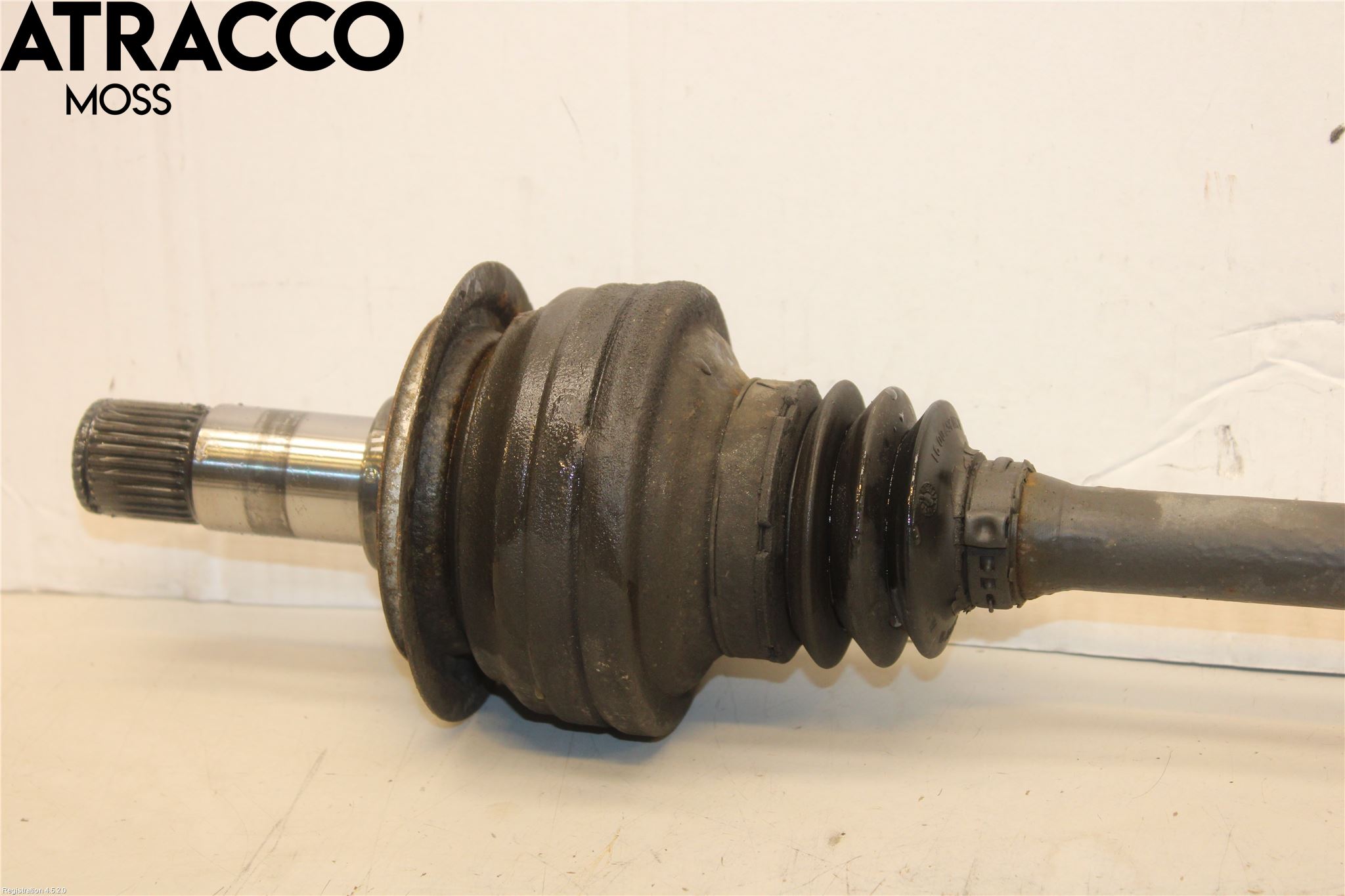 Mercedes-Benz MB CLS (C218/X218) 11-17 Drivaxel Bak Höger