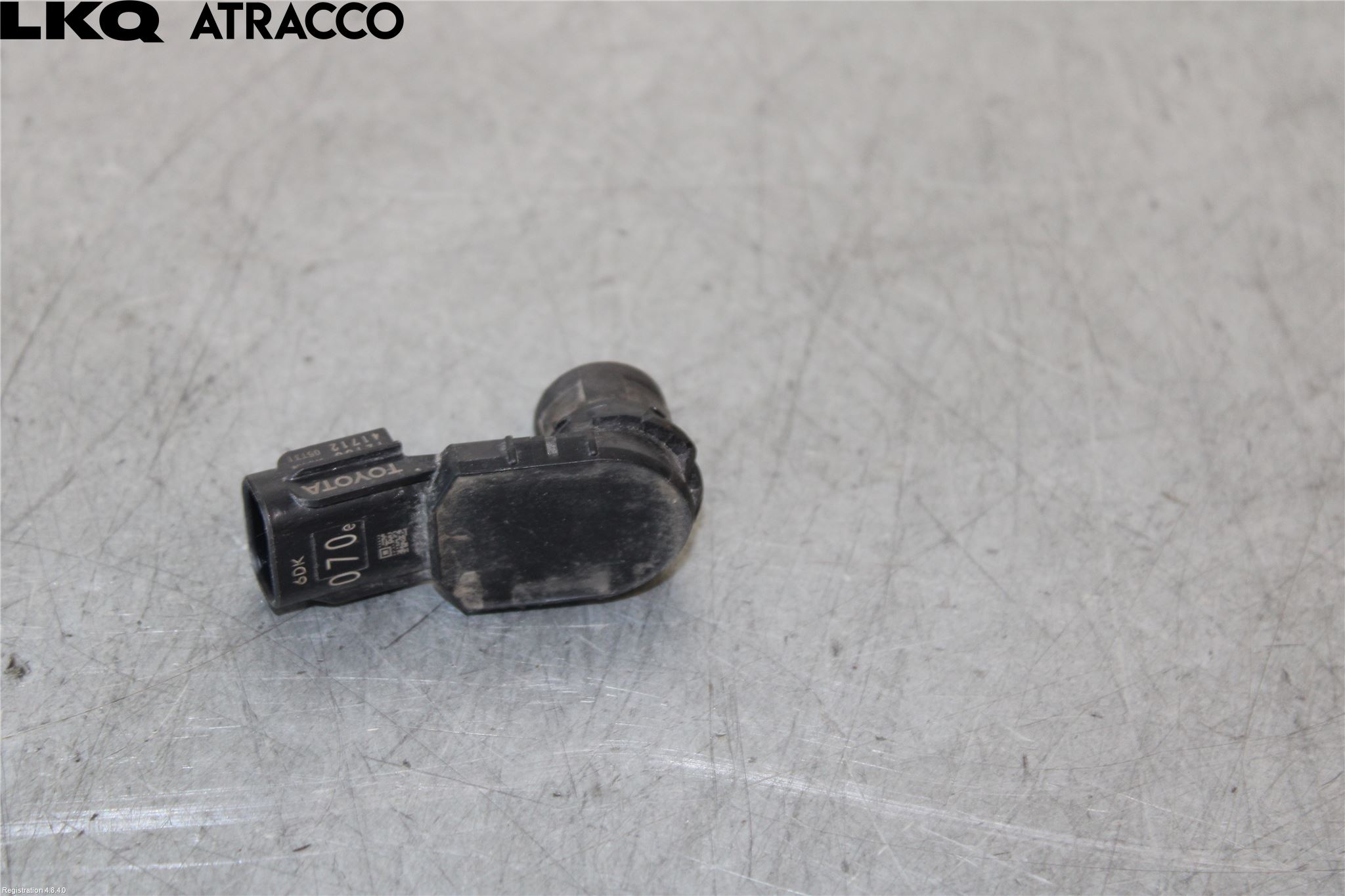 Toyota RAV4 13-18 Parkeringshjälp Frontsensor