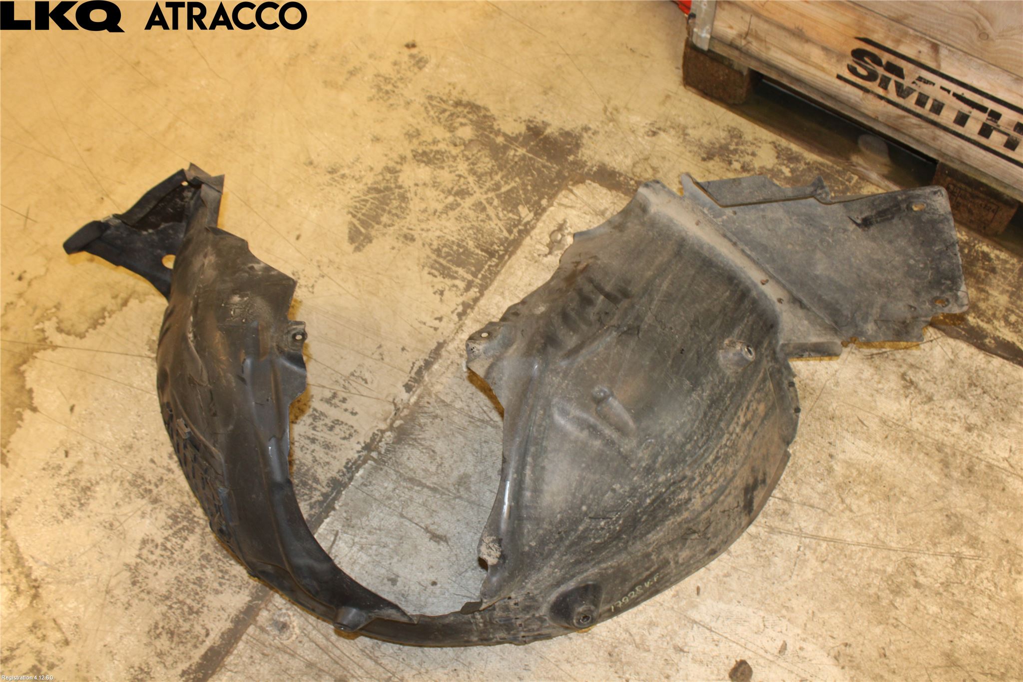 Mercedes-Benz MB C-KLASS (W205) 14-21 Skärm Inner