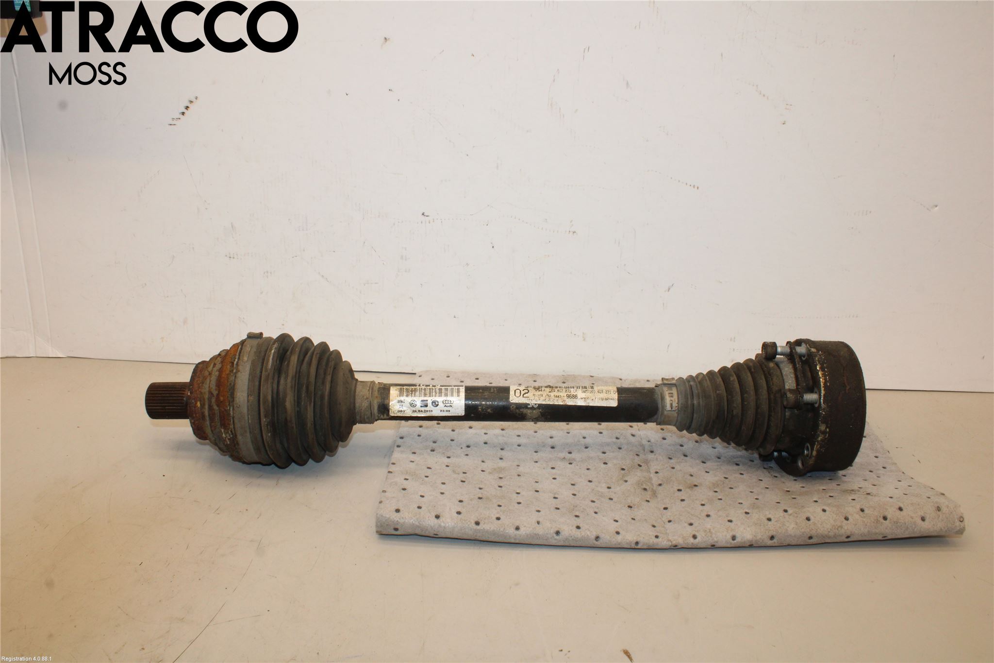 Volkswagen VW GOLF VI 09-13 Drivaxel Fram Vänster