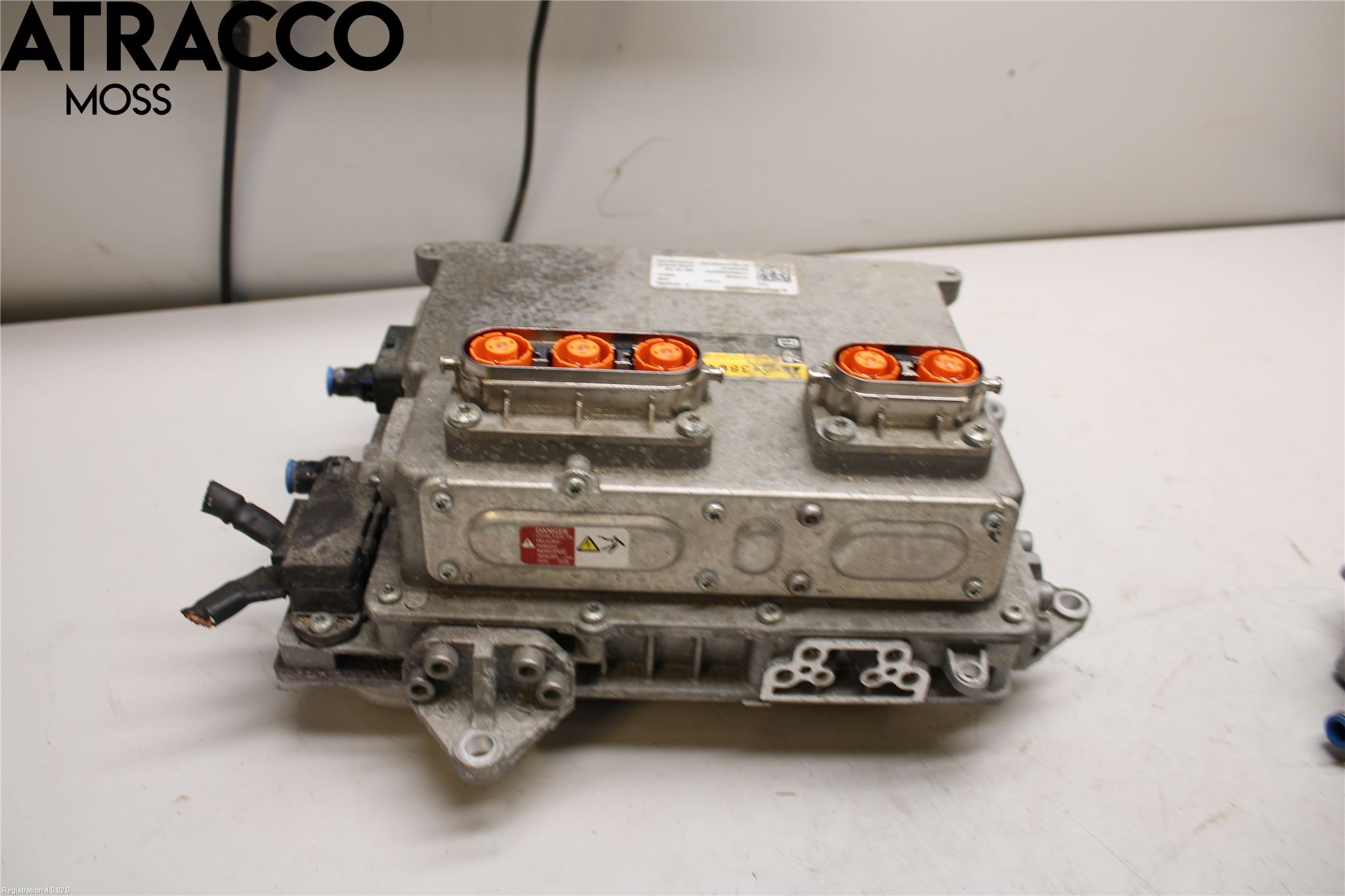 MG ZS EV 20- Inverter 12 -> 220 V